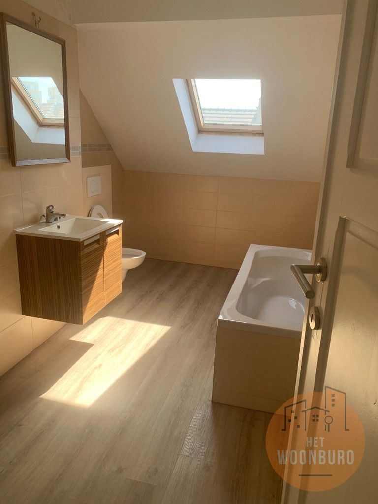 Duplex appartement - 1e en 2e verdieping foto 8