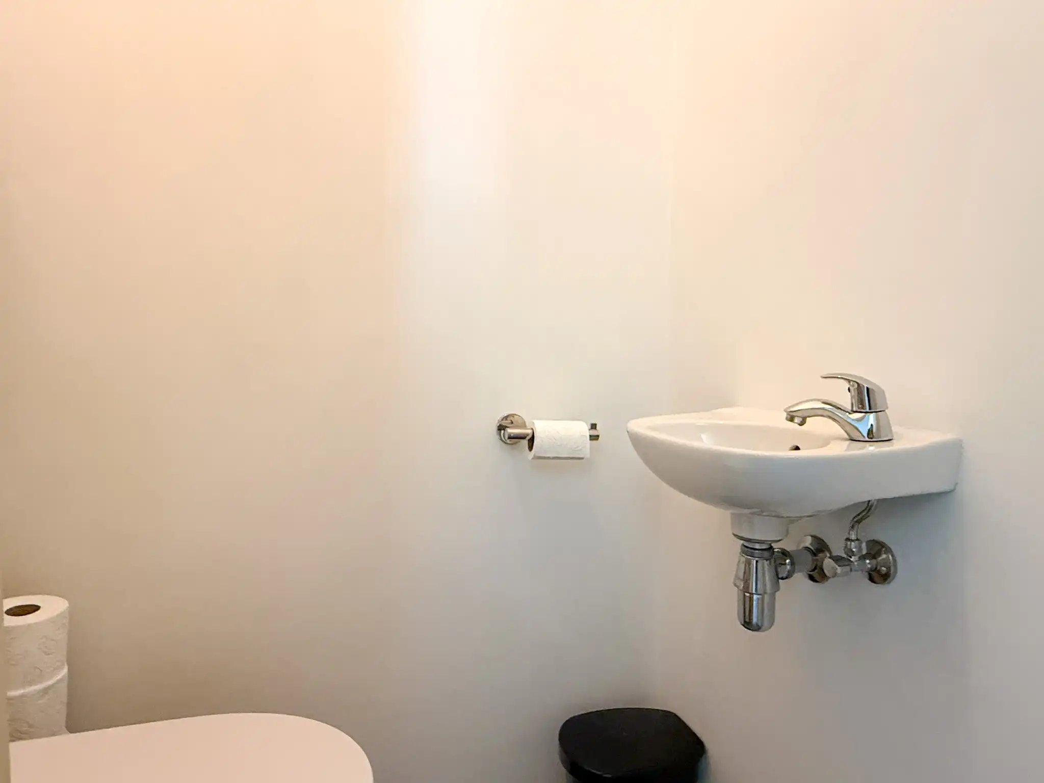 Gelijkvloers appartement met 2 slaapkamers en autostaanplaats foto 7