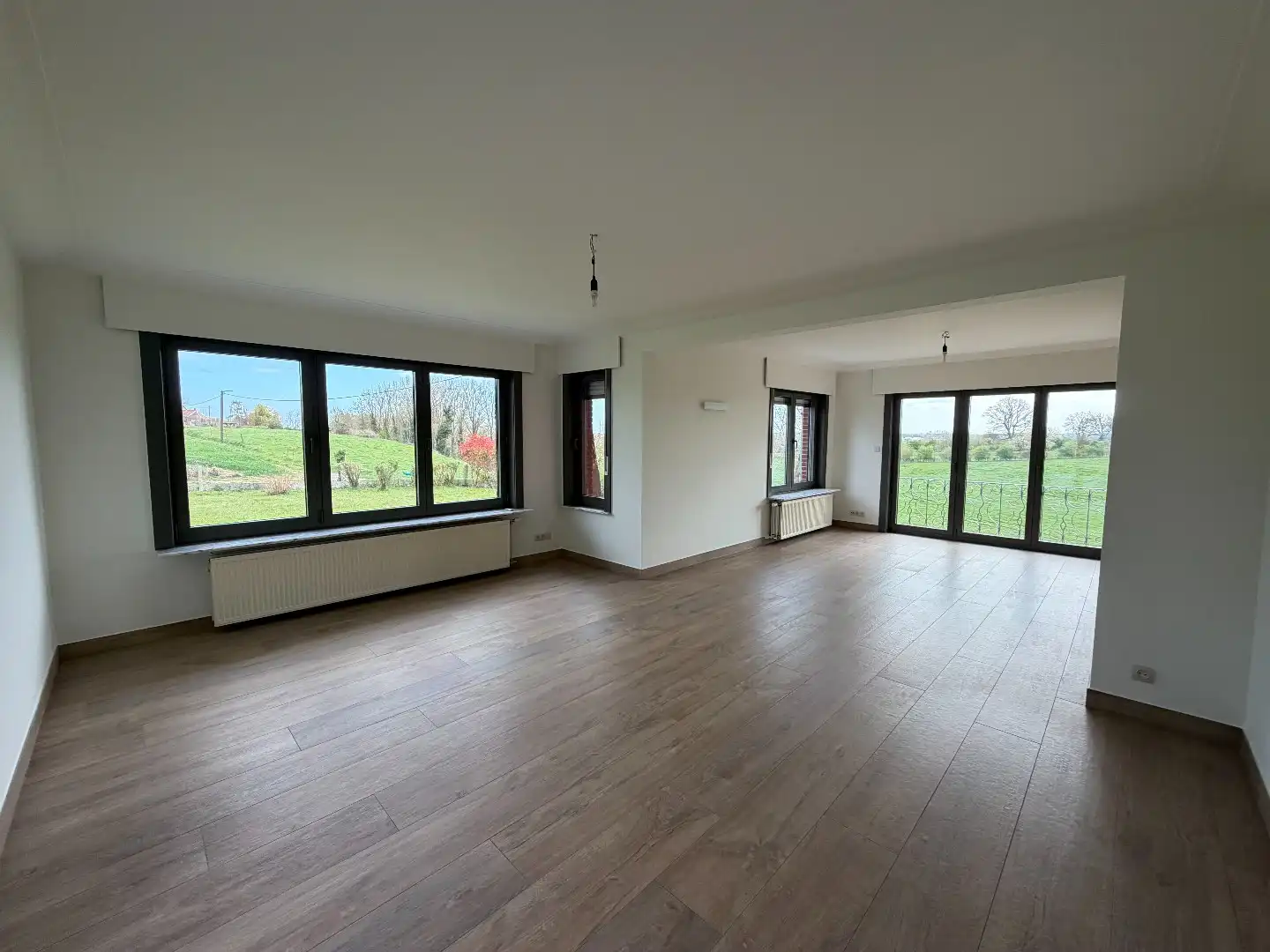 Villa met 3 slaapkamers op rustige ligging foto 3