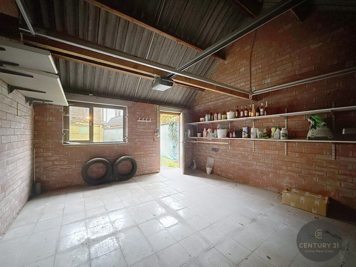 Op te frissen woning met ruime garage, tuin en oprit – Dudzele  foto 12