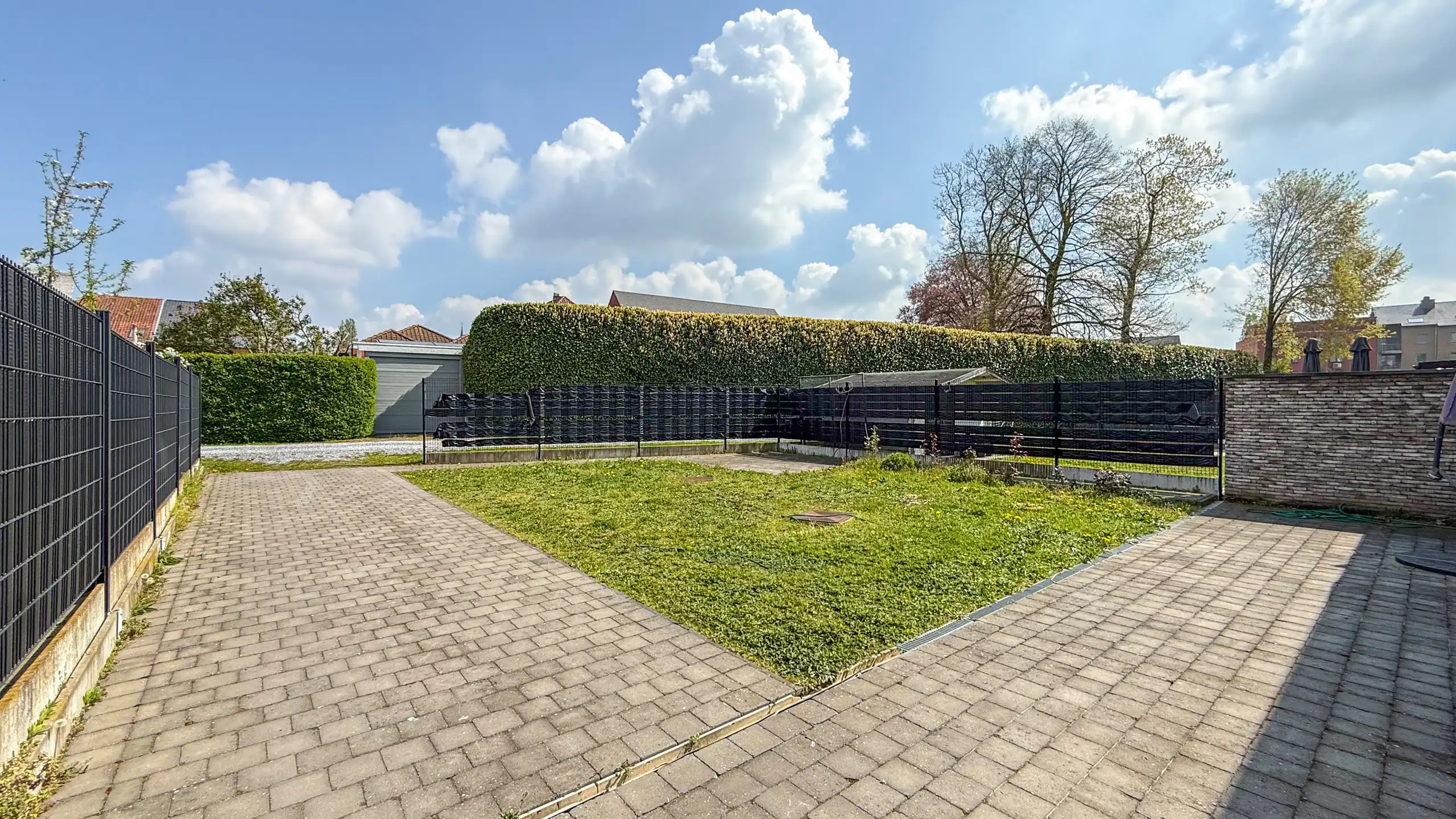 Ruim gelijkvloers app met 3slpk, tuin +terras op toplocatie! foto 24