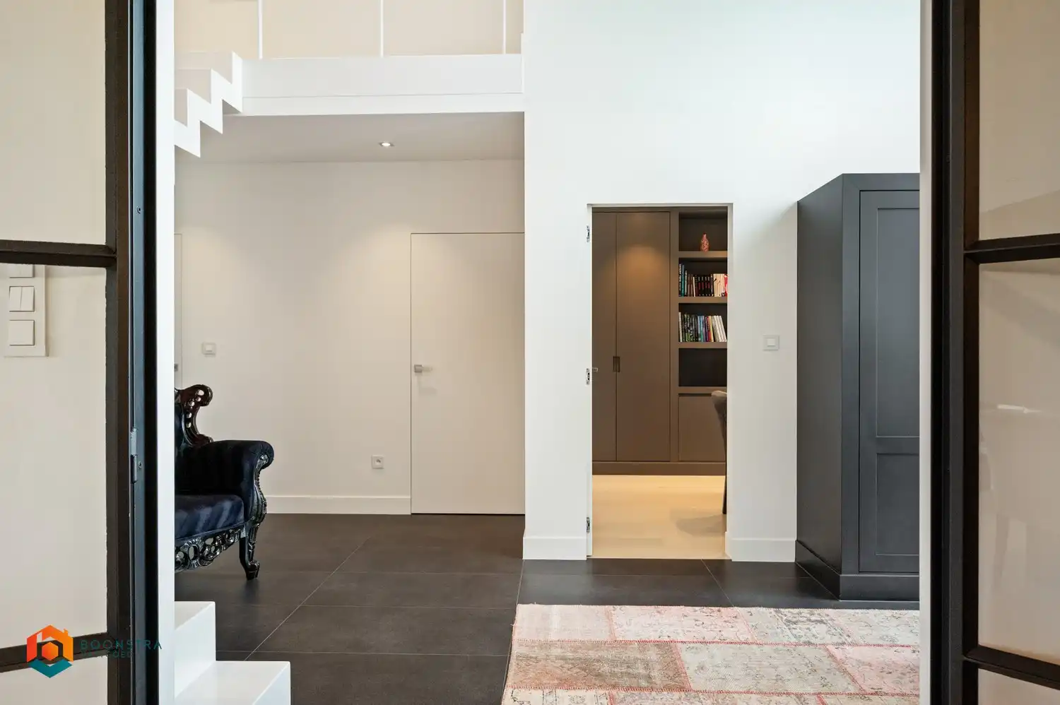 Uitzonderlijk ruime villa met 4 slpkrs en zwembad te Putte foto 4