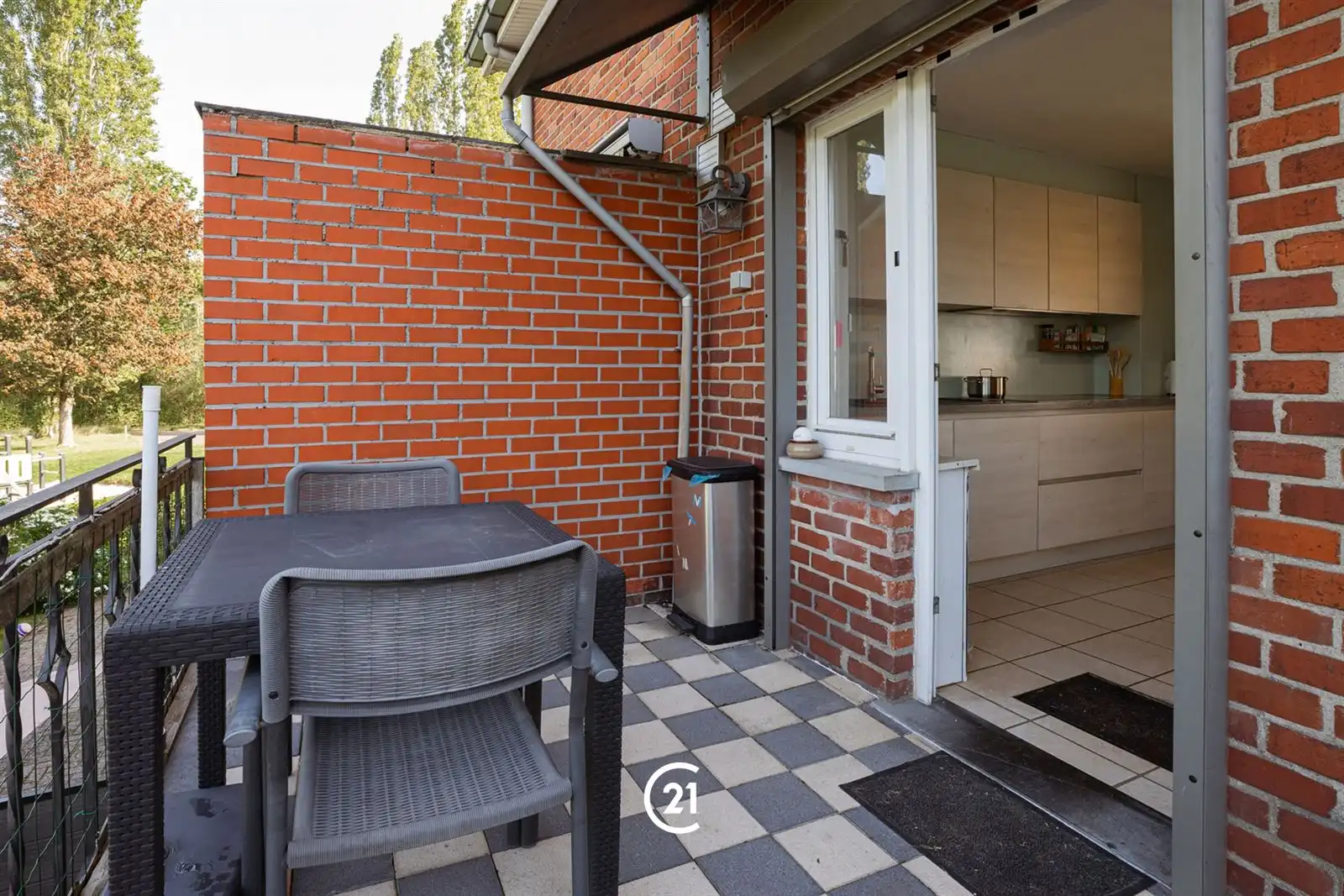 Instapklare woning met  3 slaapkamers foto 19