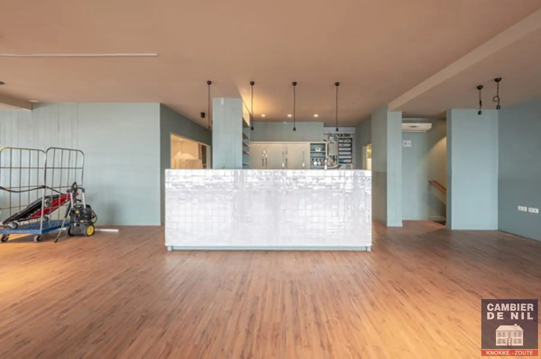 Horeca pand gelegen op een top locatie, op de hoek van de Zeedijk-Knokke en het Lichttorenplein! foto 7