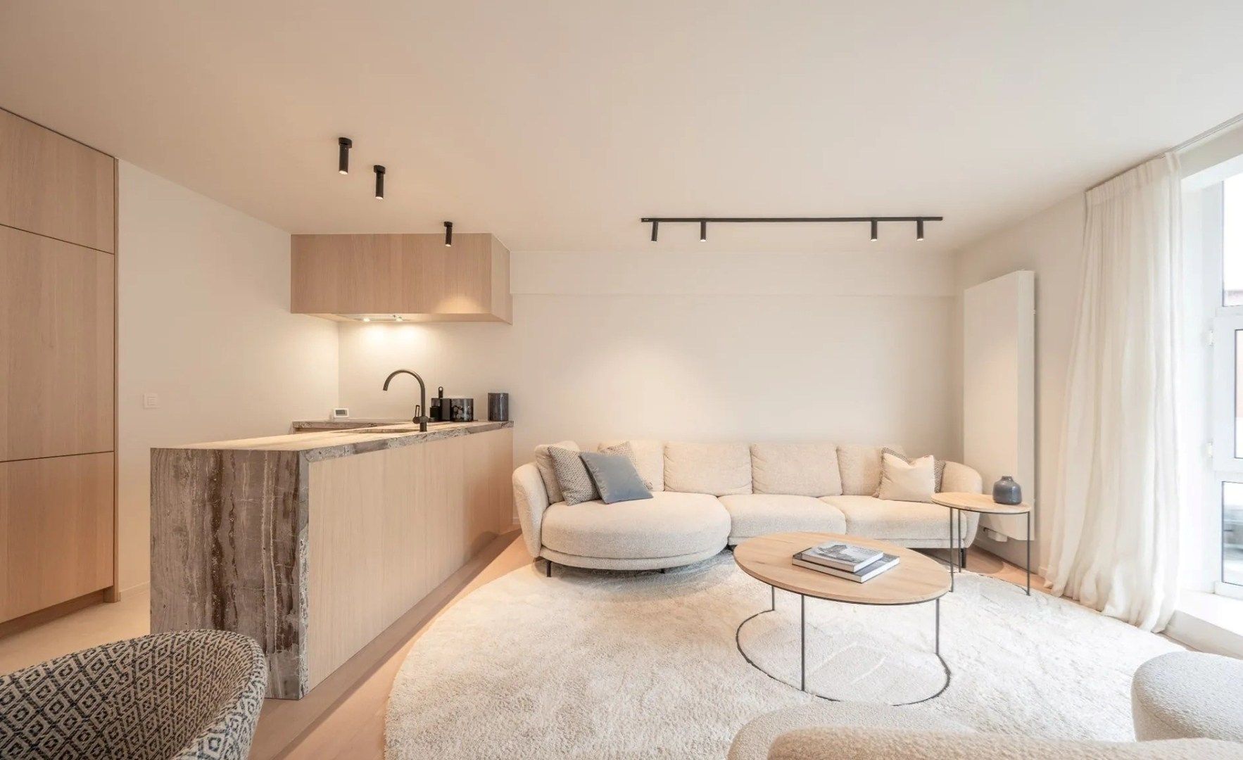 Subliem gerenoveerd appartement vlakbij de Groentemarkt foto 2