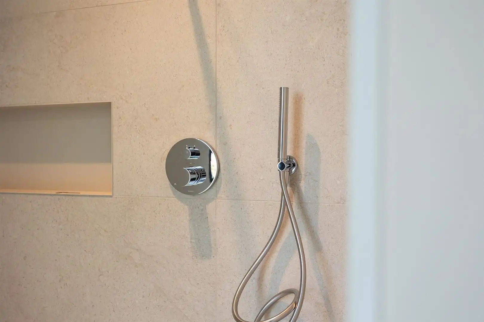 Exclusief penthouse met luxe afwerking en wijds uitzicht. foto 18