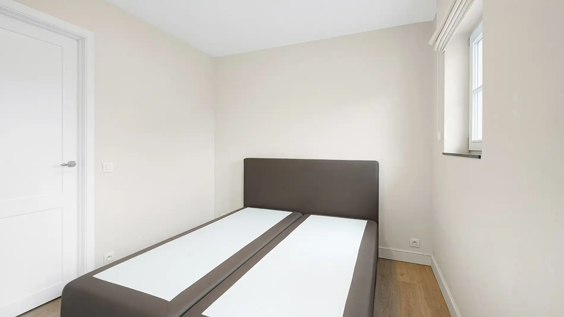 Knap appartement in een recent gebouw te Knokke foto 16