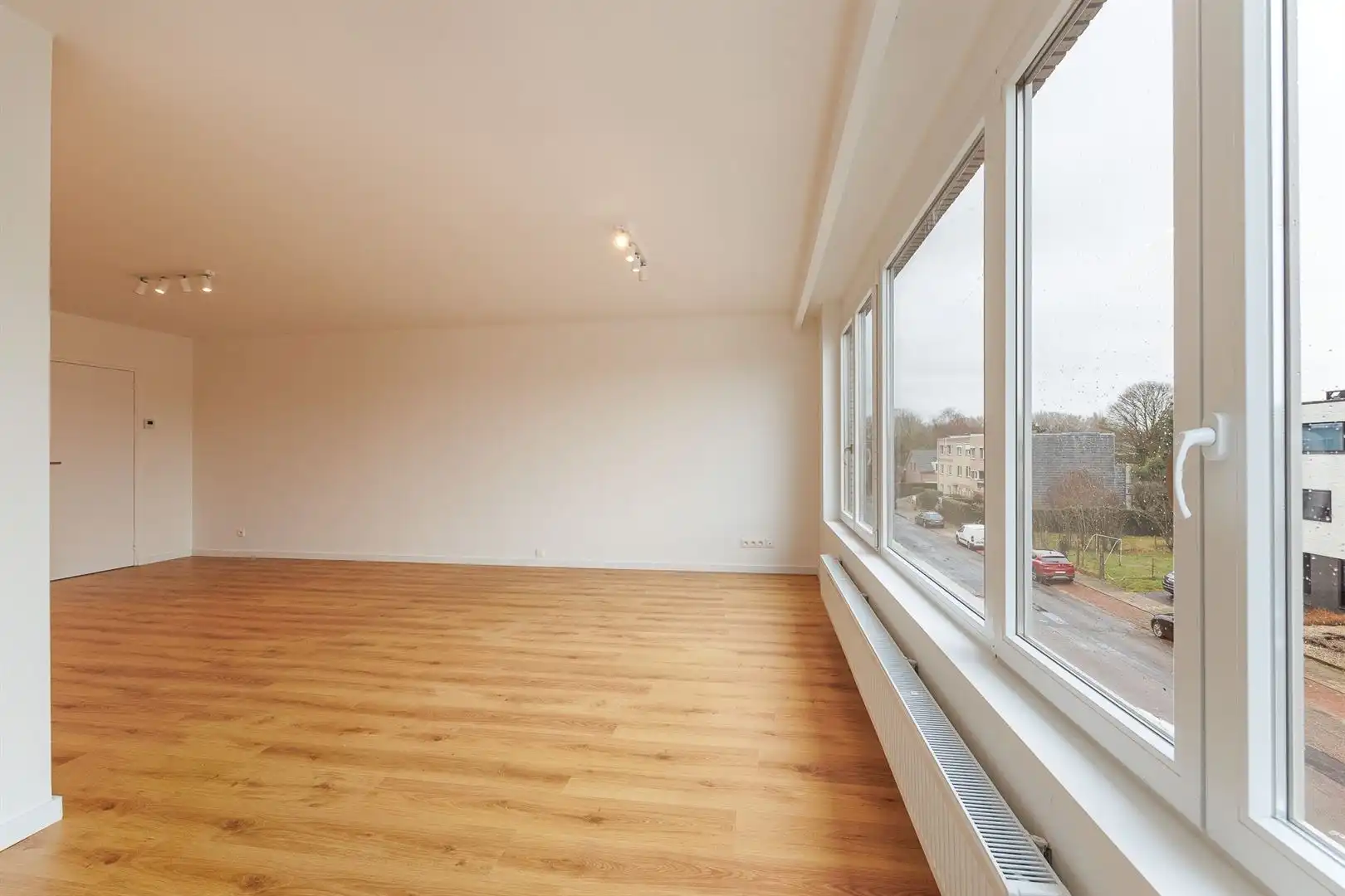 Prachtig gerenoveerd appartement in doodlopende straat zonder bovenburen foto 4