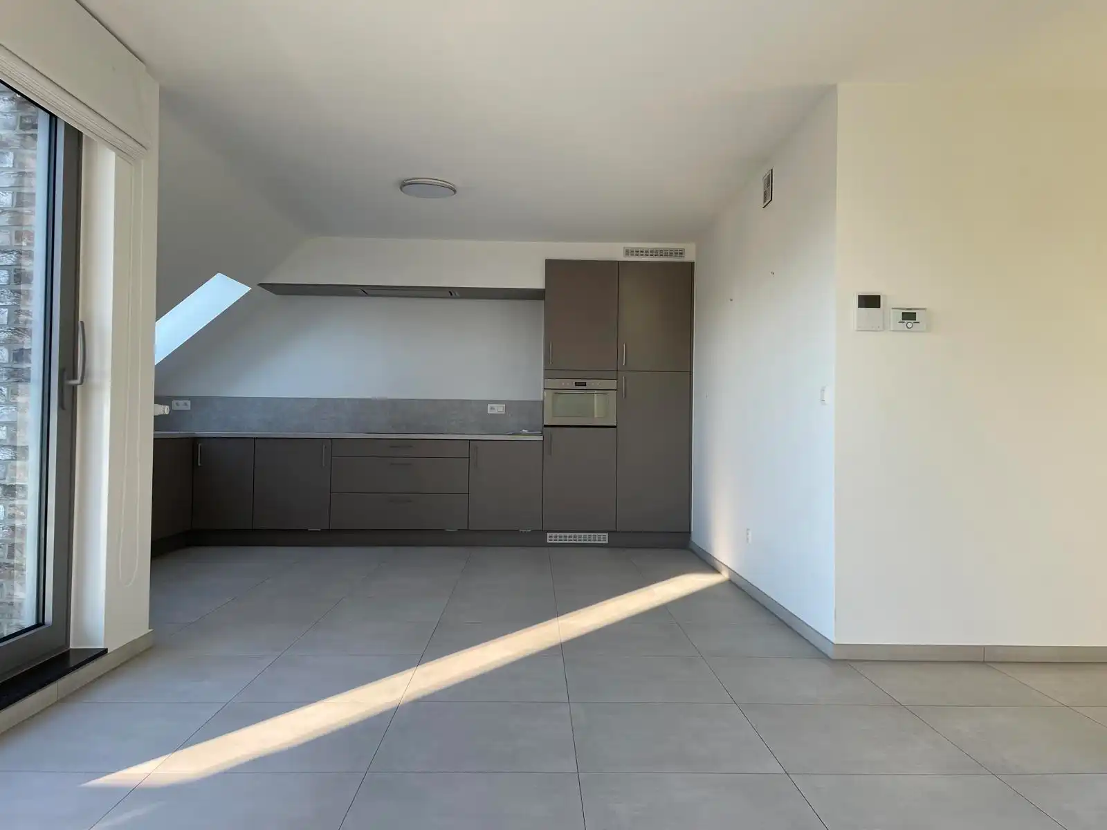 Gunstig gelegen, lichtrijk penthouse foto 7