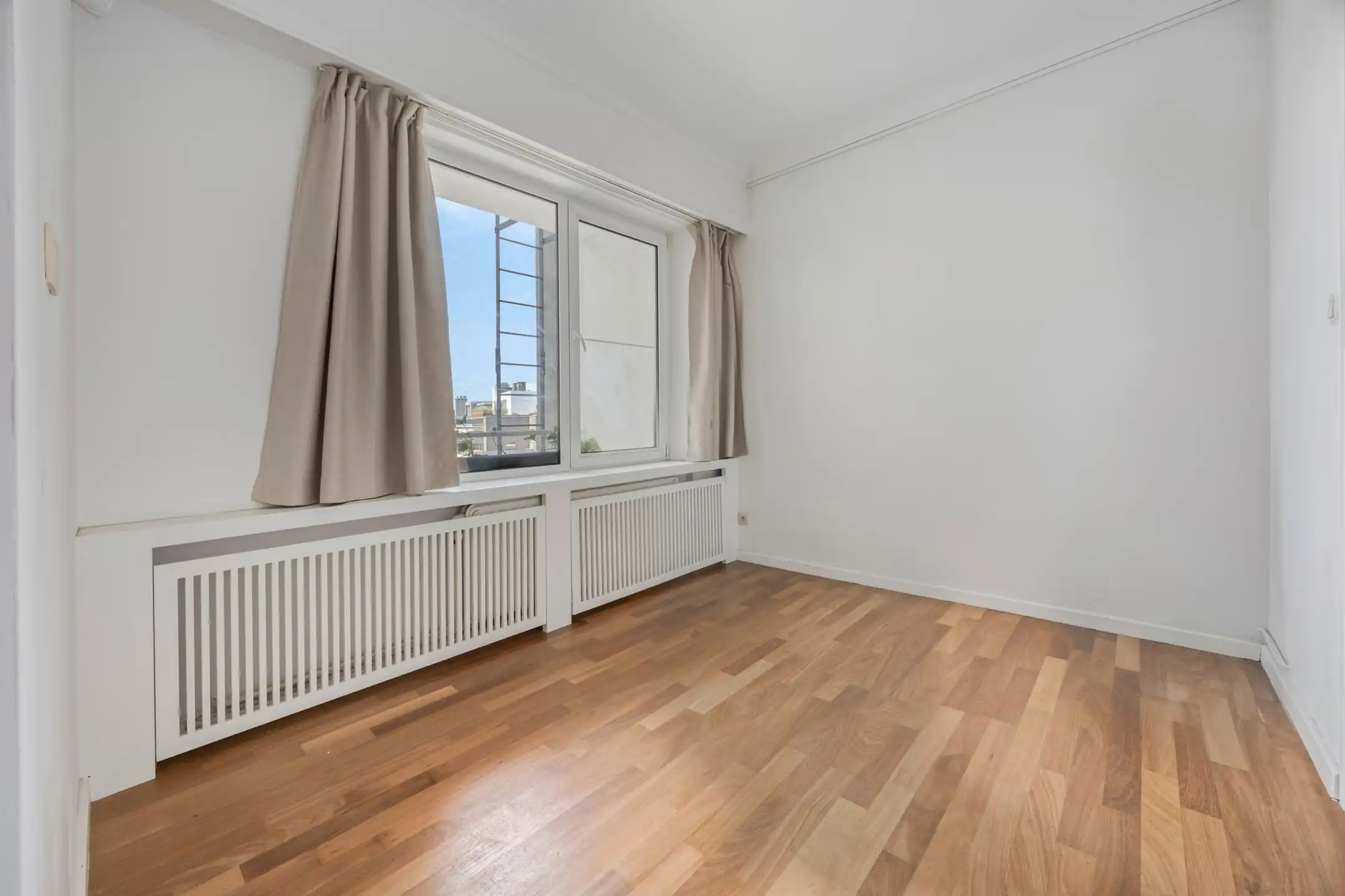 Art-decoappartement met garagebox foto 23