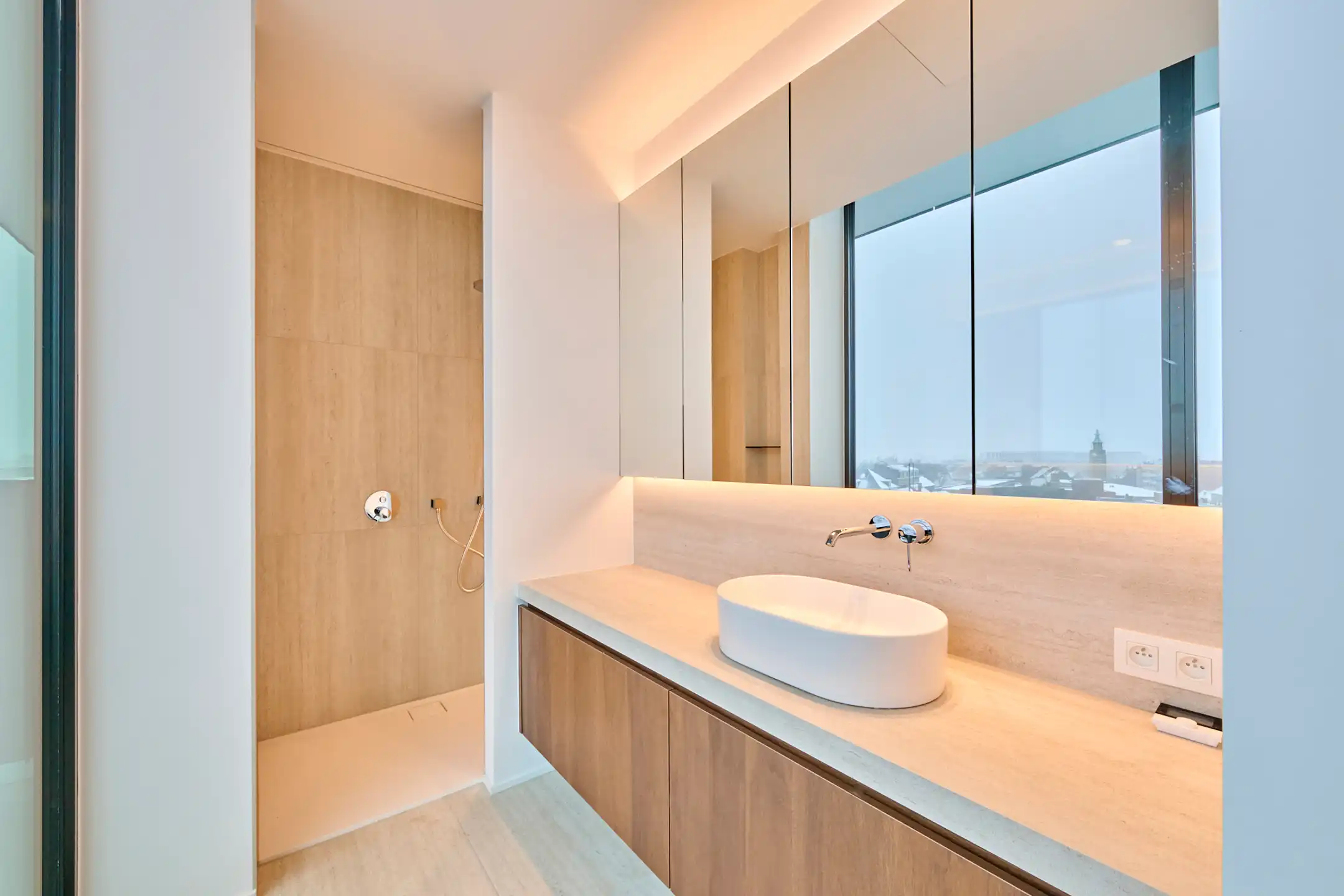 Luxe penthouse in hartje Hasselt, afgewerkt op topniveau! foto 18