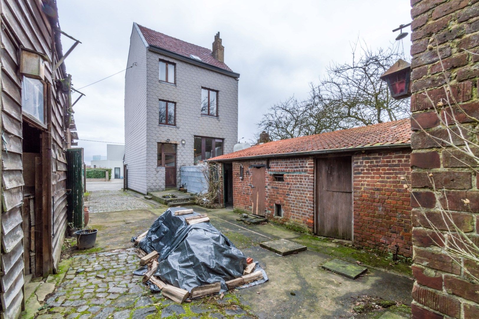 Een te moderniseren herenwoning met 4 ruime slaapkamers + ateliers foto 20