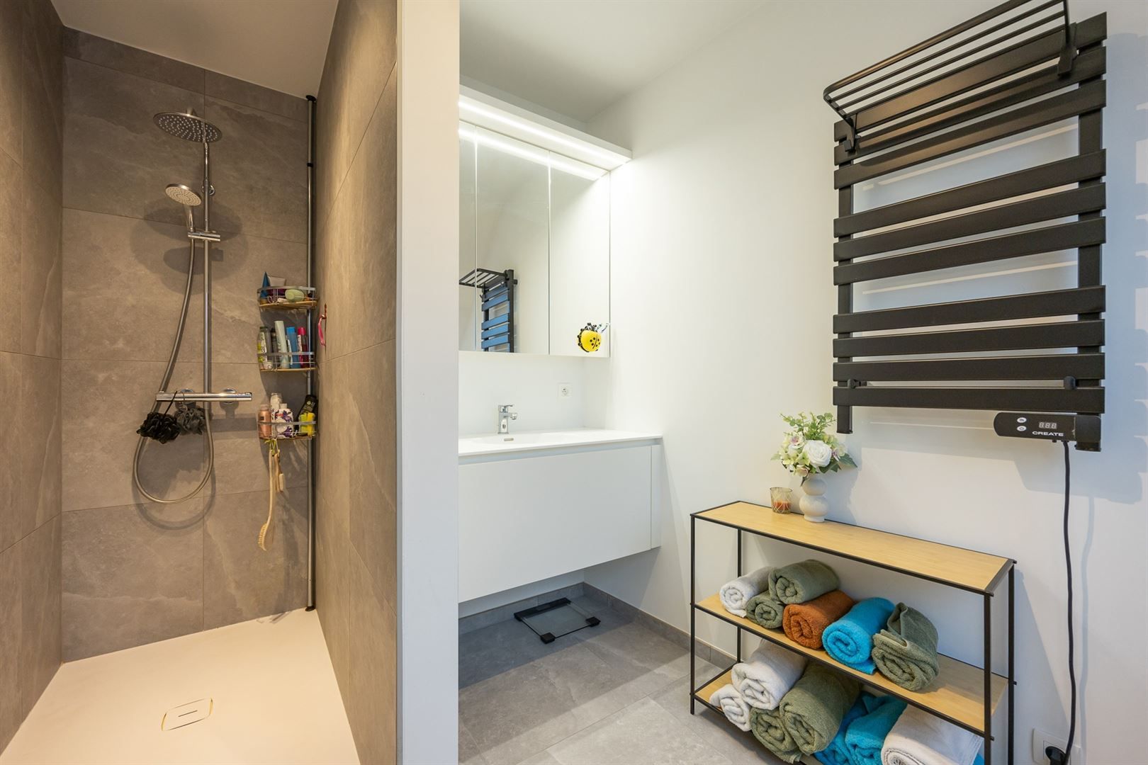 Luxe dakappartement met ruim zuidwest terras.  foto 14