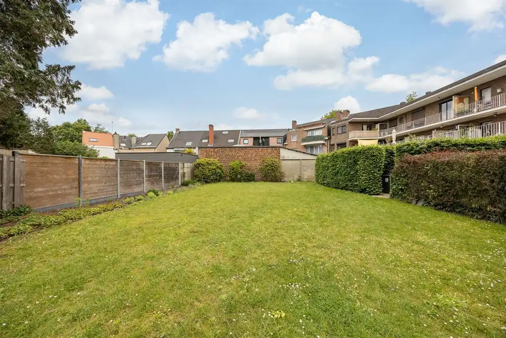 Mooi afgewerkt gelijkvloersappartement als investering foto 15