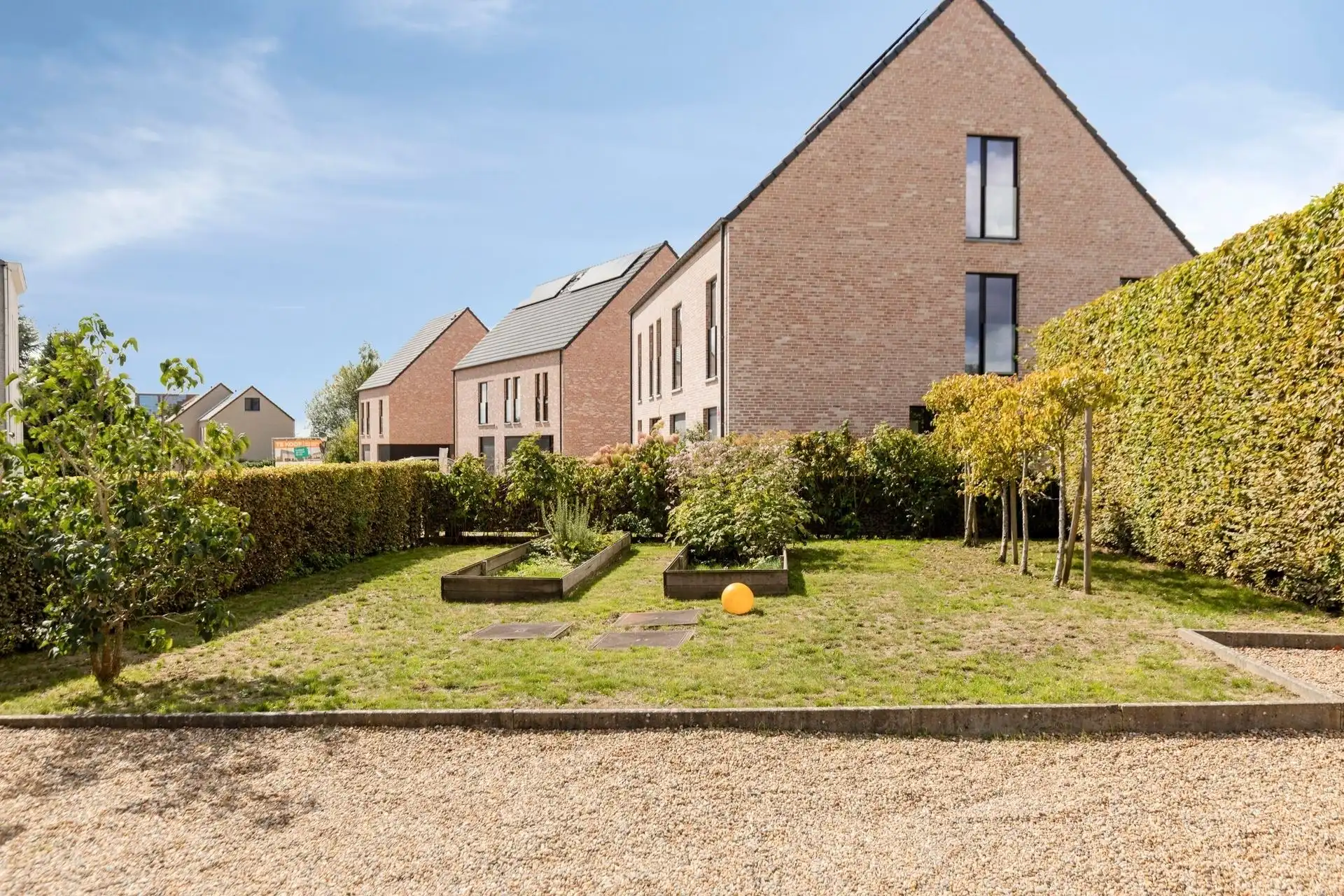 Volledig gerenoveerde serristenvilla foto 34