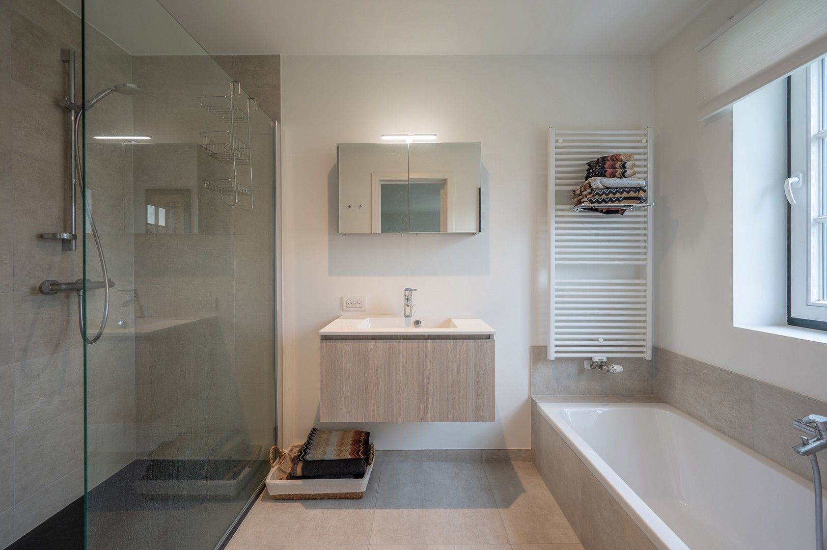 Instapklare woning in de verkaveling 'Valkenerf' in de groene, rustige omgeving van de nieuwe golf. foto 15