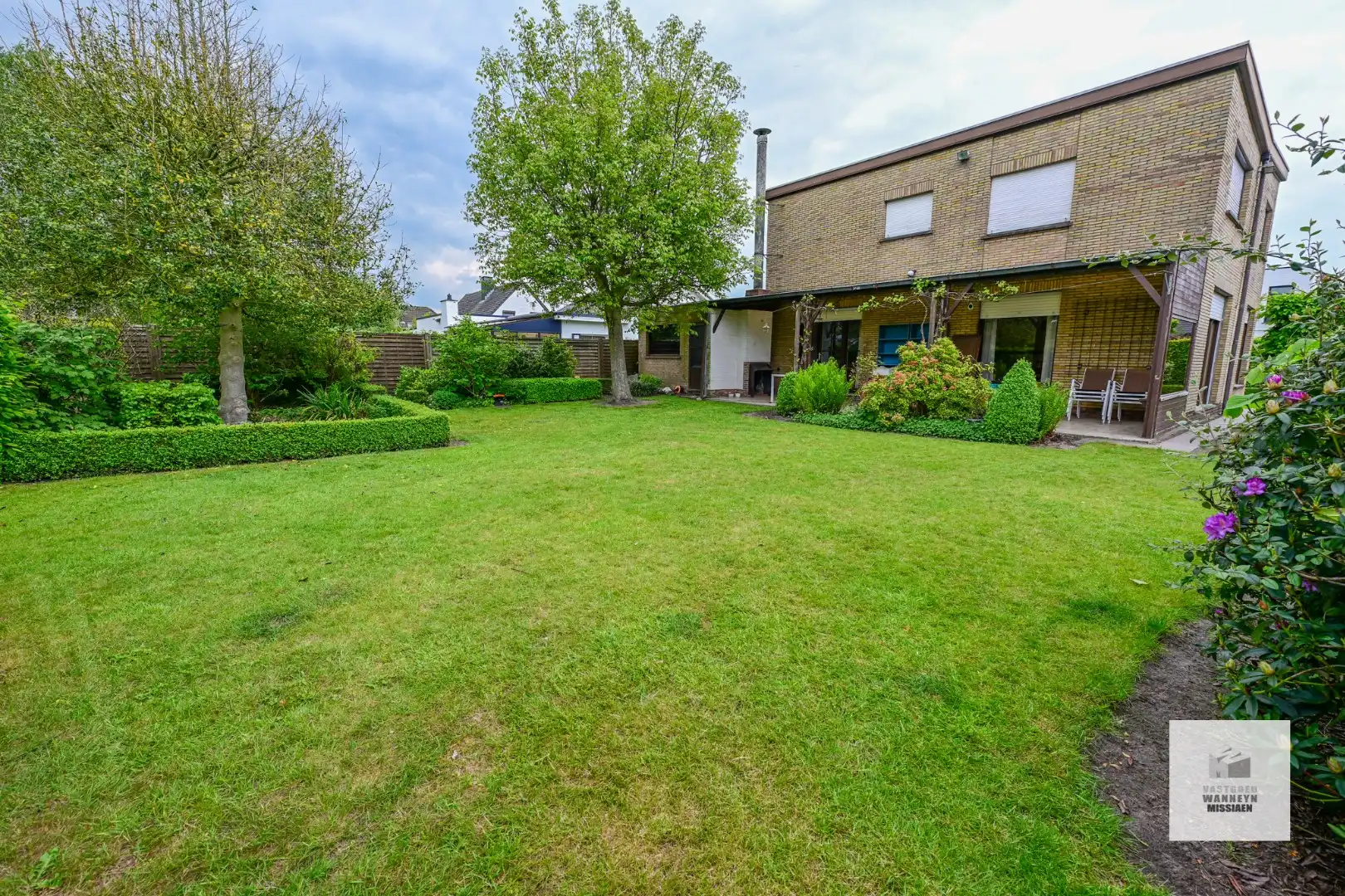 Open bebouwing met 4slpk op toplocatie  foto 9