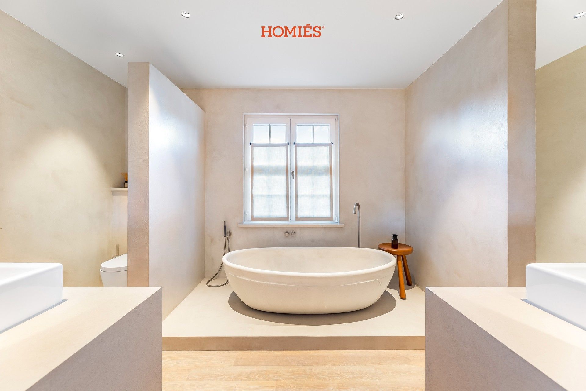 High-end villa op prime location foto 13