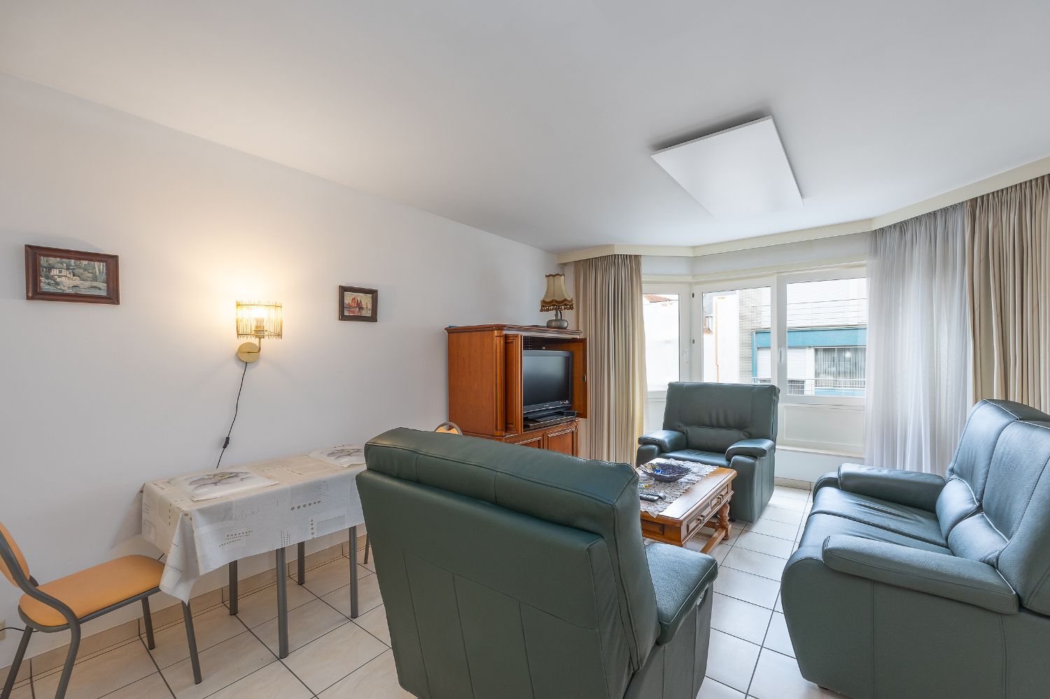 Instapklaar 2 slaapkamer appartement in het centrum foto 6