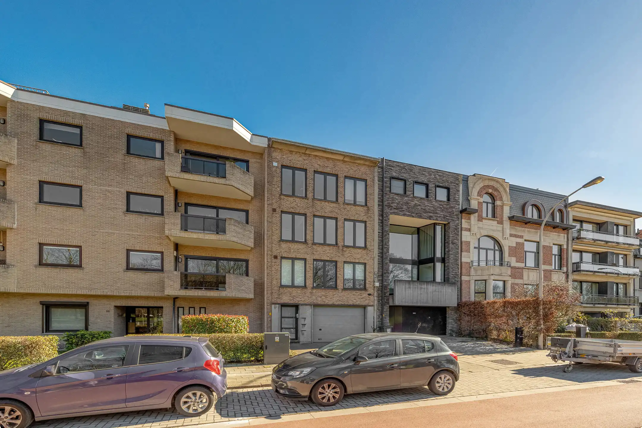 Uniek opbrengsteigendom op top locatie (3 app + 3 parkings) foto 36