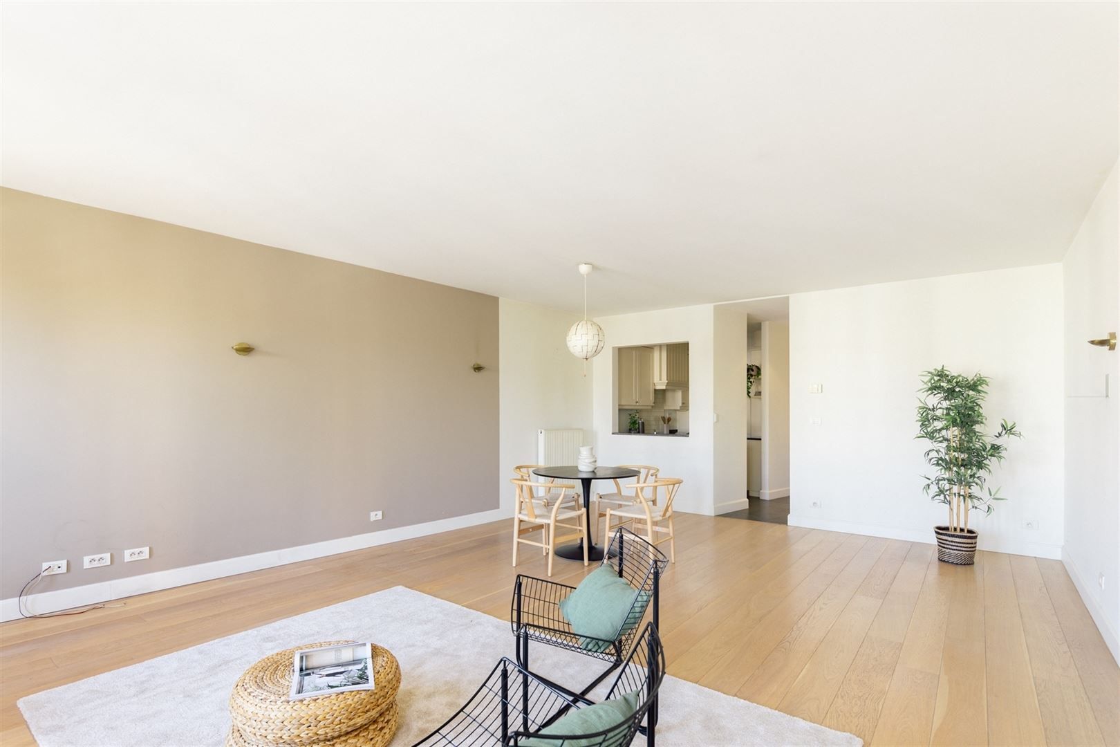 Wonen in het hart van Brasschaat, met zicht op het Oud Gemeentehuis foto 5