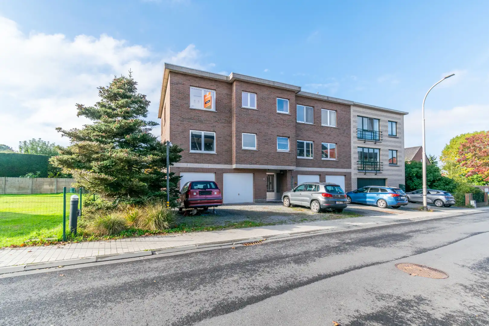 Een goed gelegen appartement te Halle! foto {{pictureIndex}}