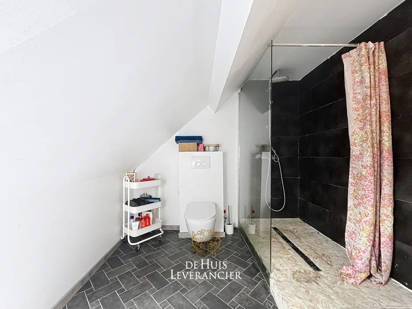 IN OPTIE - Instapklare woning met drie slaapkamers en twee badkamers foto 28