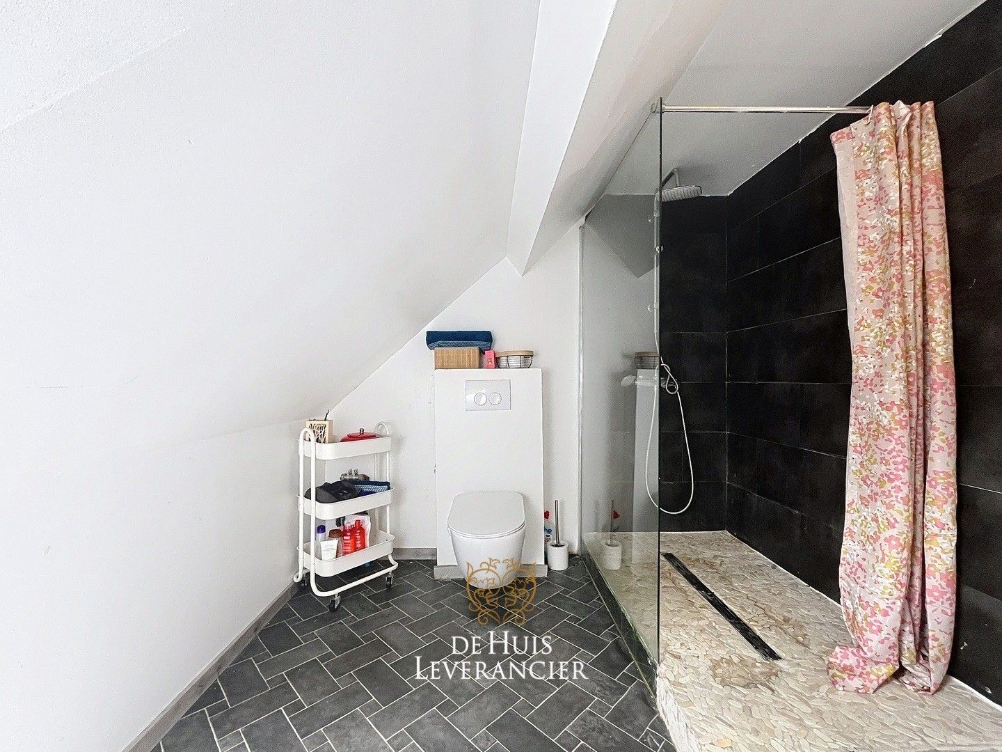 Instapklare woning met drie slaapkamers en twee badkamers foto 28