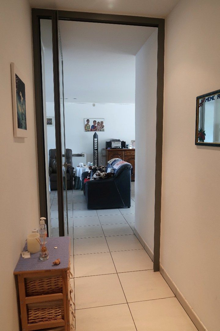 Ruim instapklaar appartement met 2 slaapkamers en 3 terrassen nabij het centrum van Roeselare foto 8