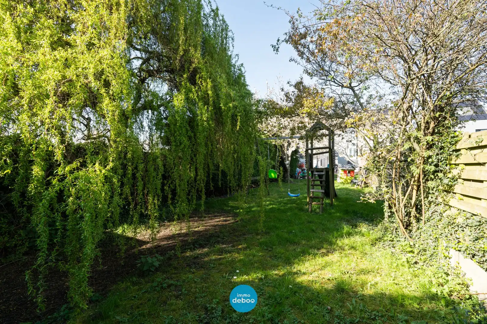 Instapklare gezinswoning met zuidgerichte tuin foto 3