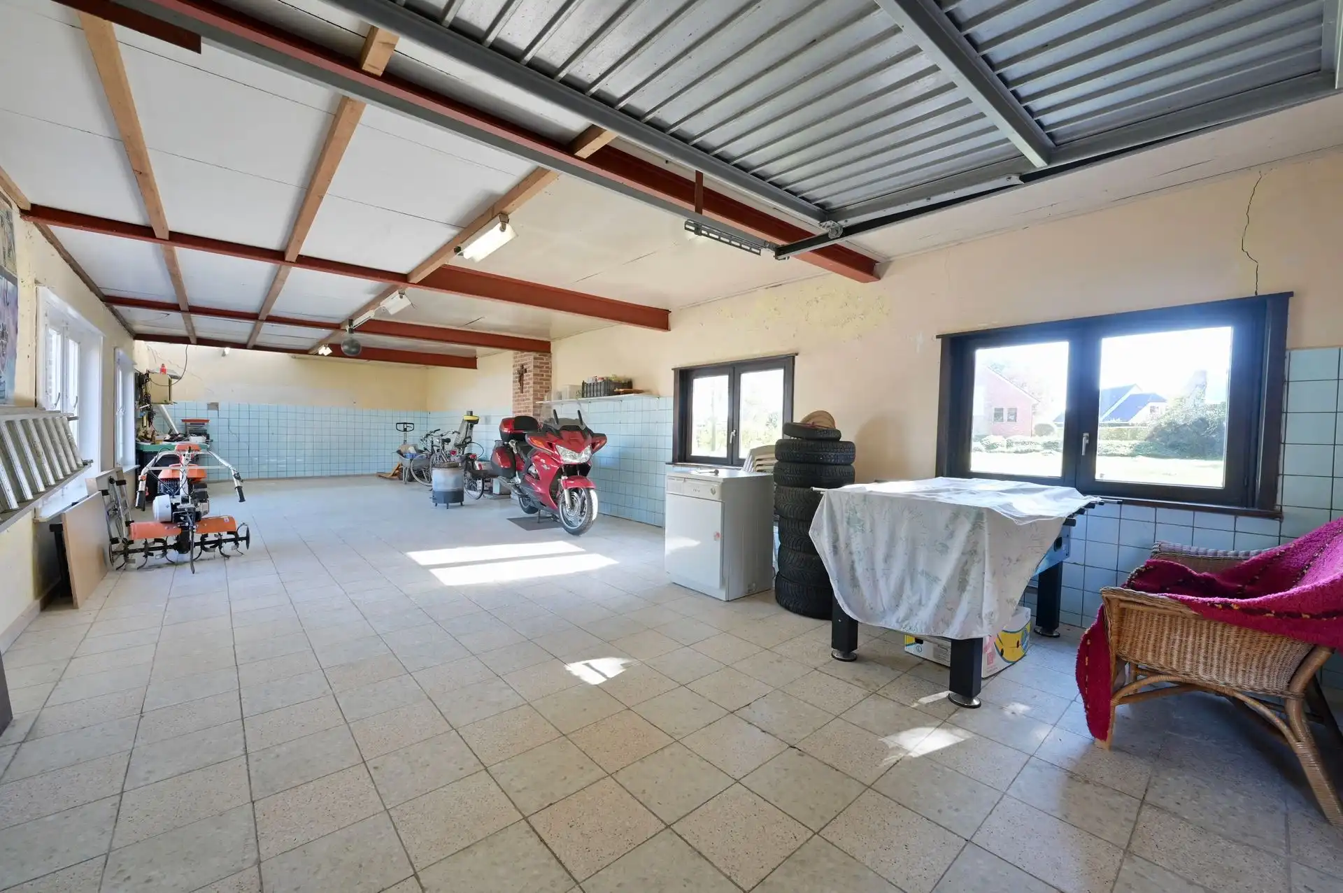 Te renoveren open bebouwing op 1.005 m² in Heultje.  foto 17