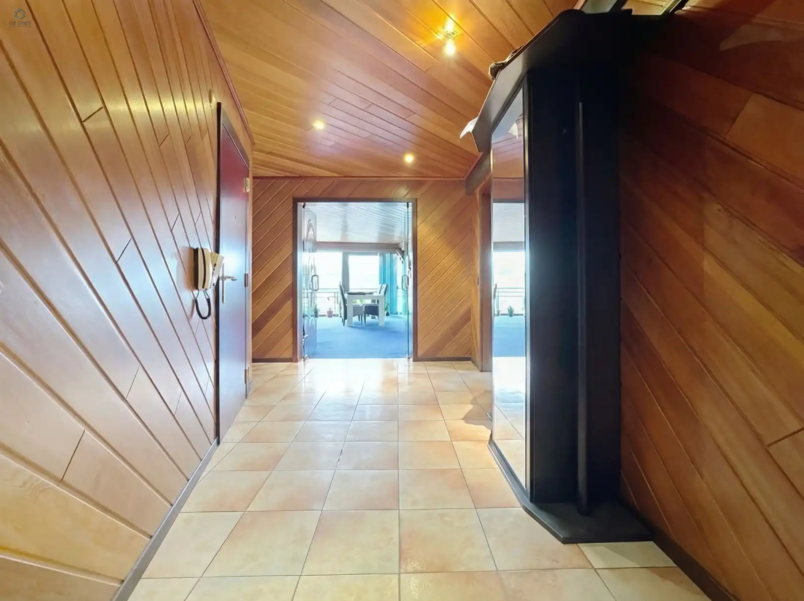 Ruim en lichtrijk 2-slaapkamerappartement nabij station Herzele foto 10