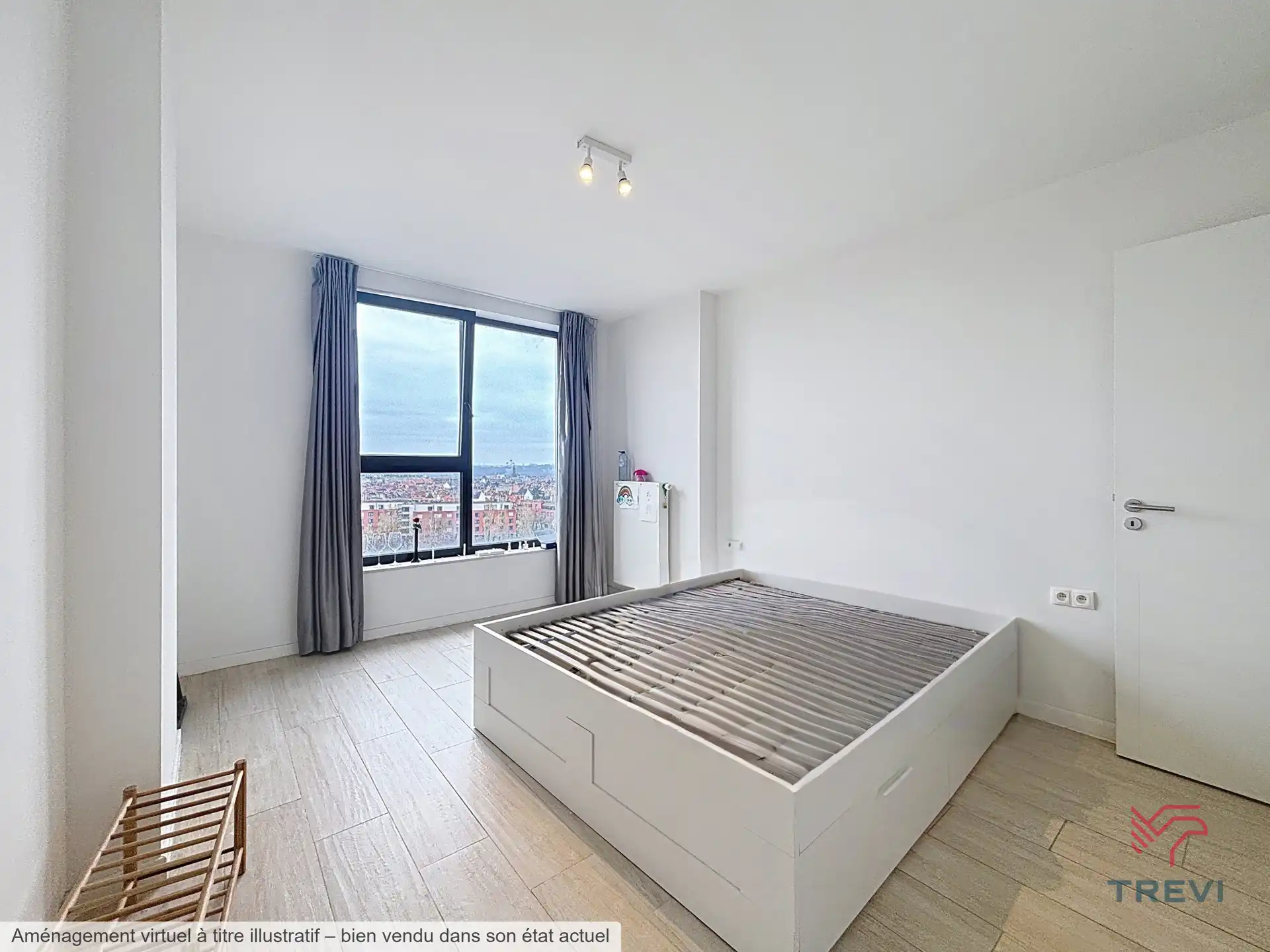 Mooi ongemeubileerd appartement met 1 slaapkamer foto 4
