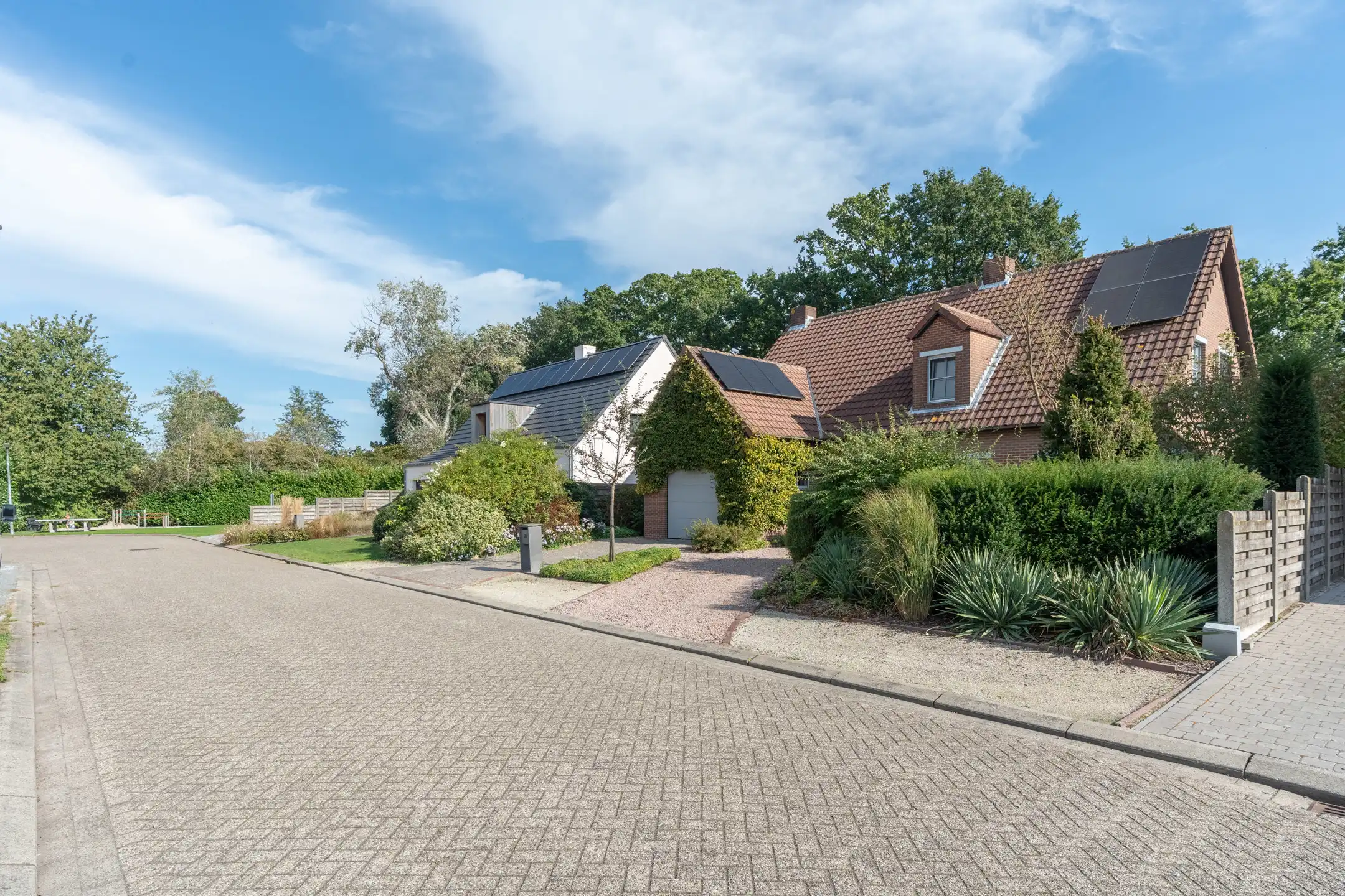 4slpk woning met prachtige tuin op toplocatie te Merksplas! foto 2
