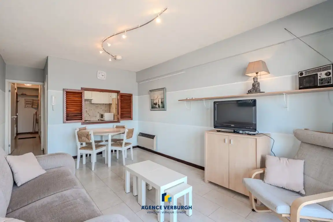 Verzorgd appartement met prachtig uitzicht foto 6