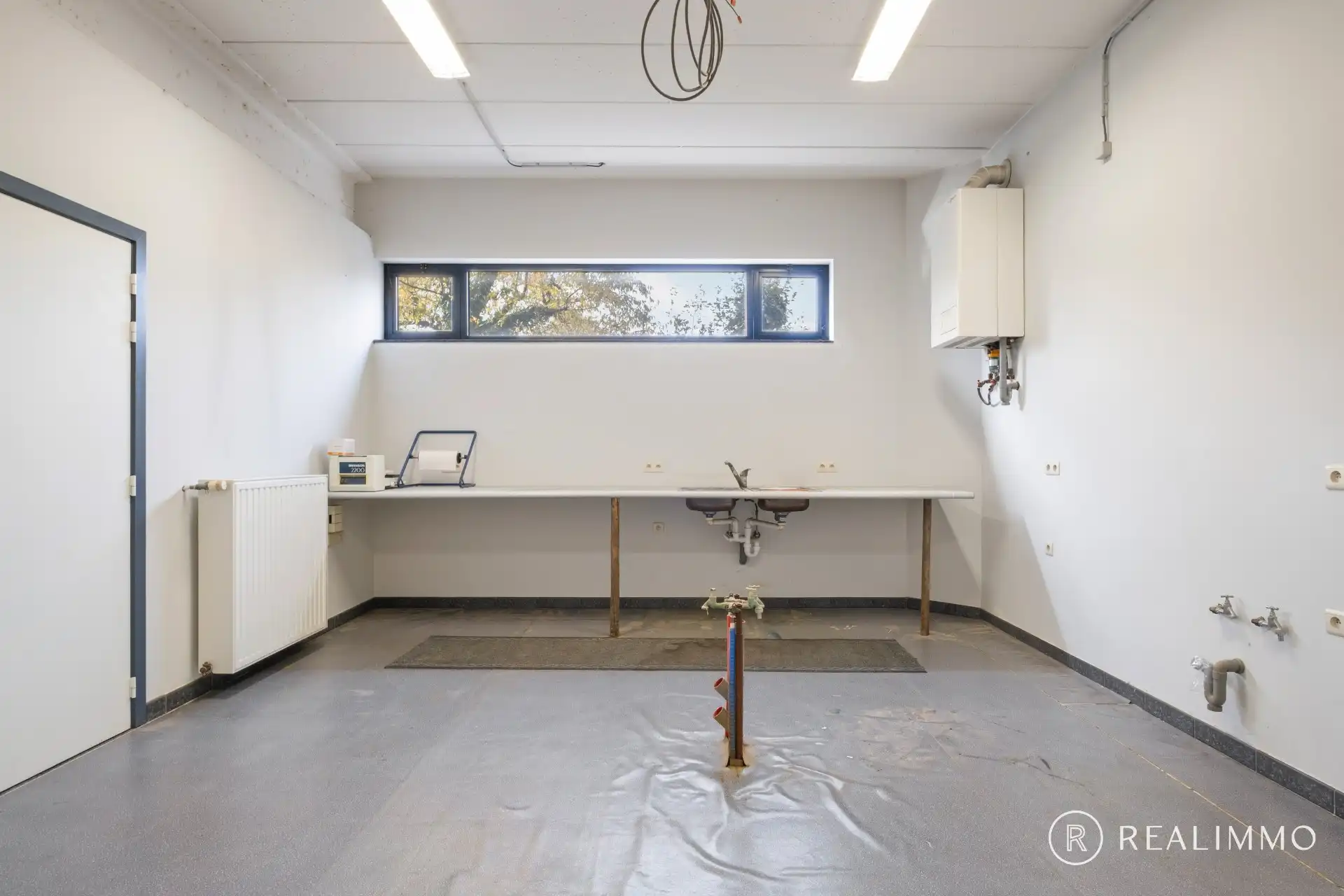 Handelsruimte in centrum Waregem foto 12