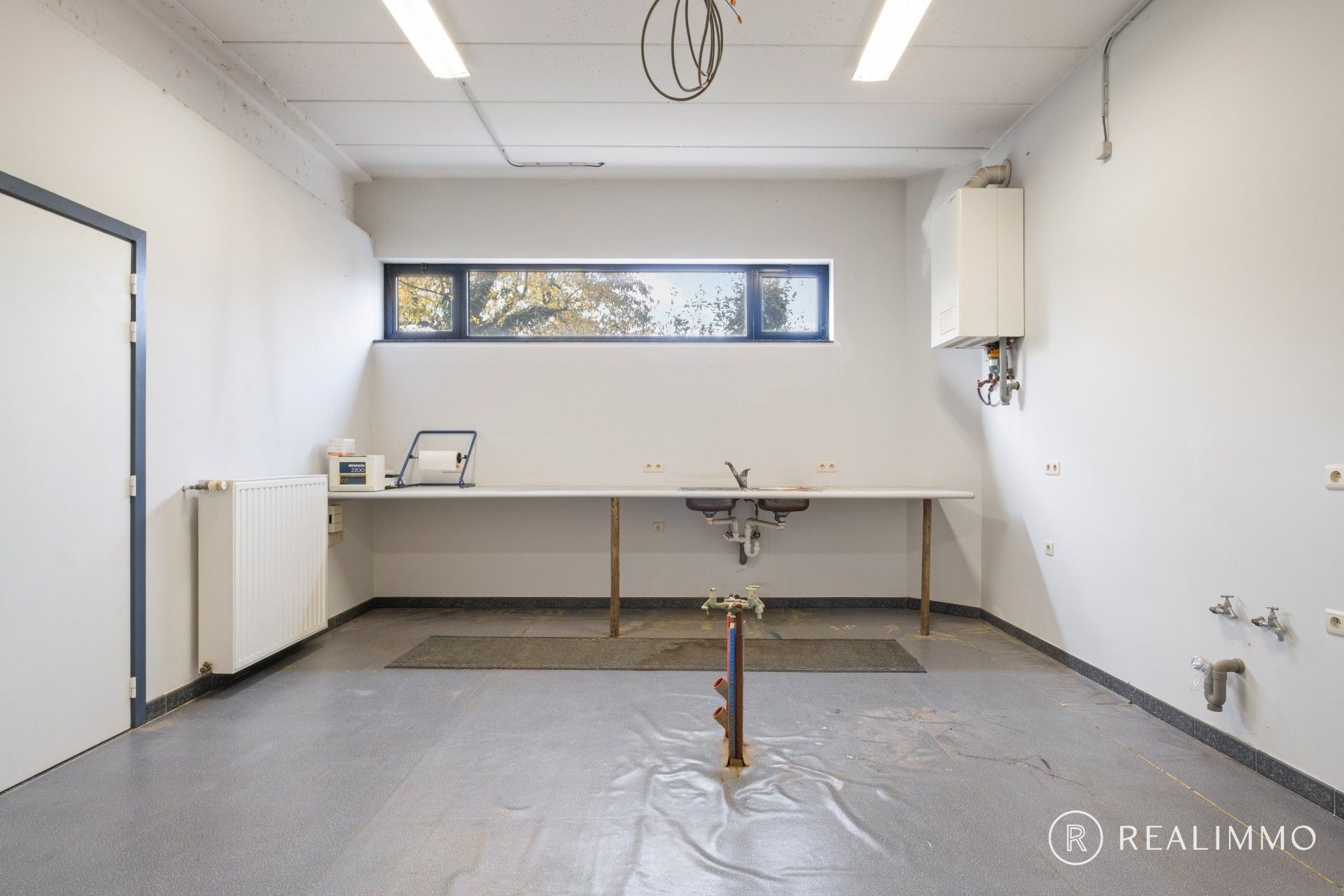 Handelsruimte in centrum Waregem foto 12