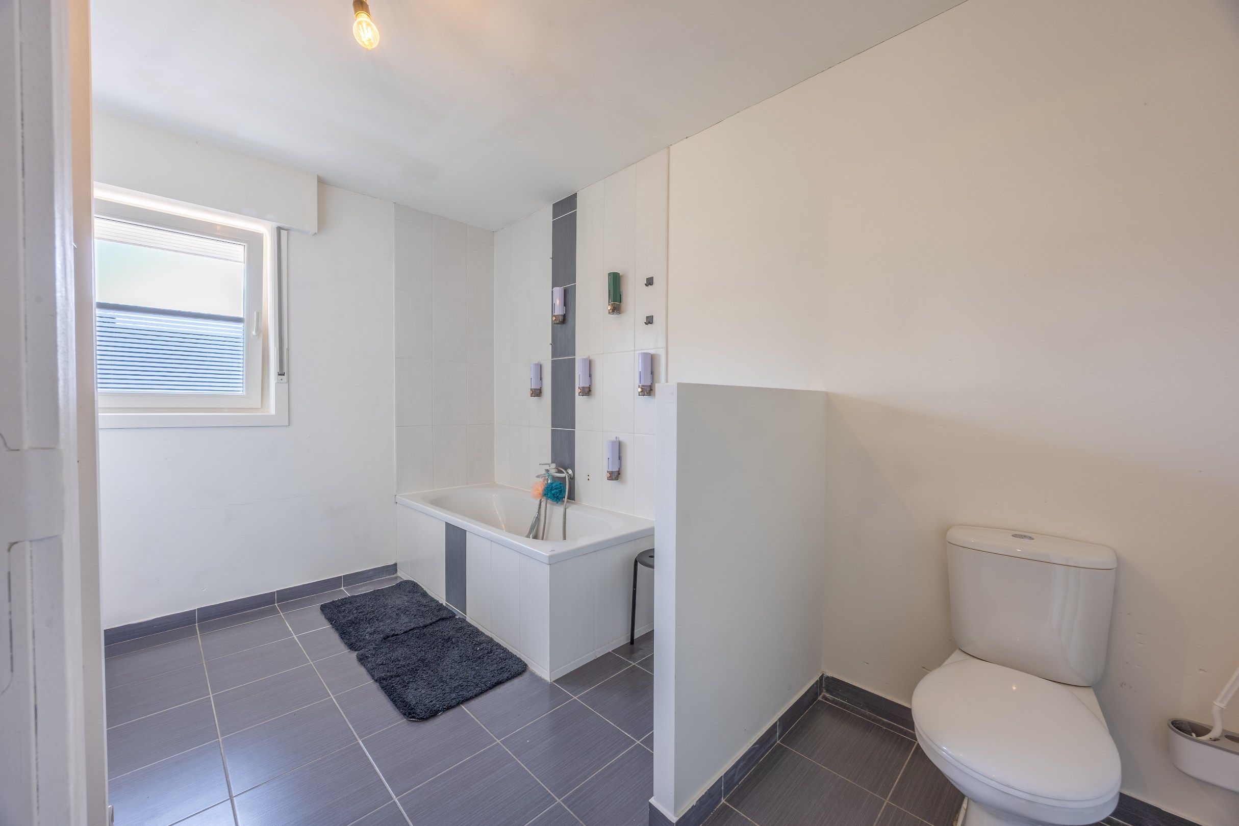RUIME EN ENERGIEZUINIGE WONING  foto 12