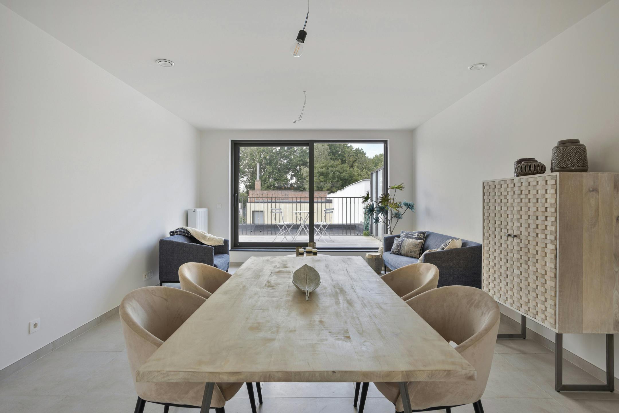 INSTAPKLAAR BEN-APPARTEMENT IN BAZEL MET 3 SLAAPK. + TERRAS foto 16