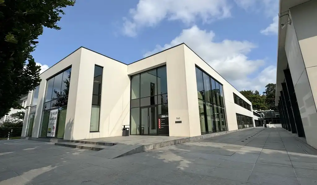 Kantoor te huur in Westrem Building in Gent foto {{pictureIndex}}