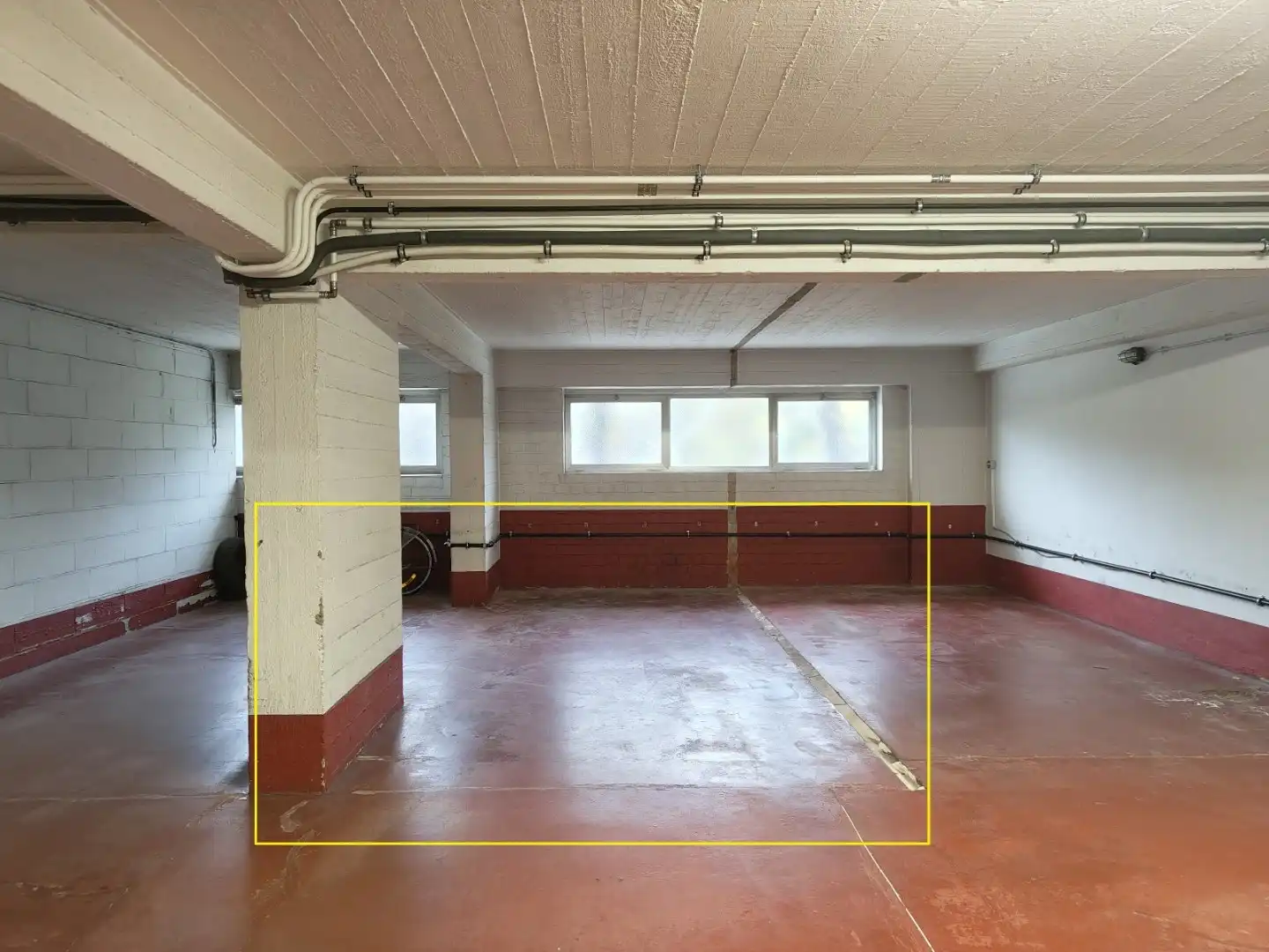 Staanplaats op uitstekende locatie foto 2