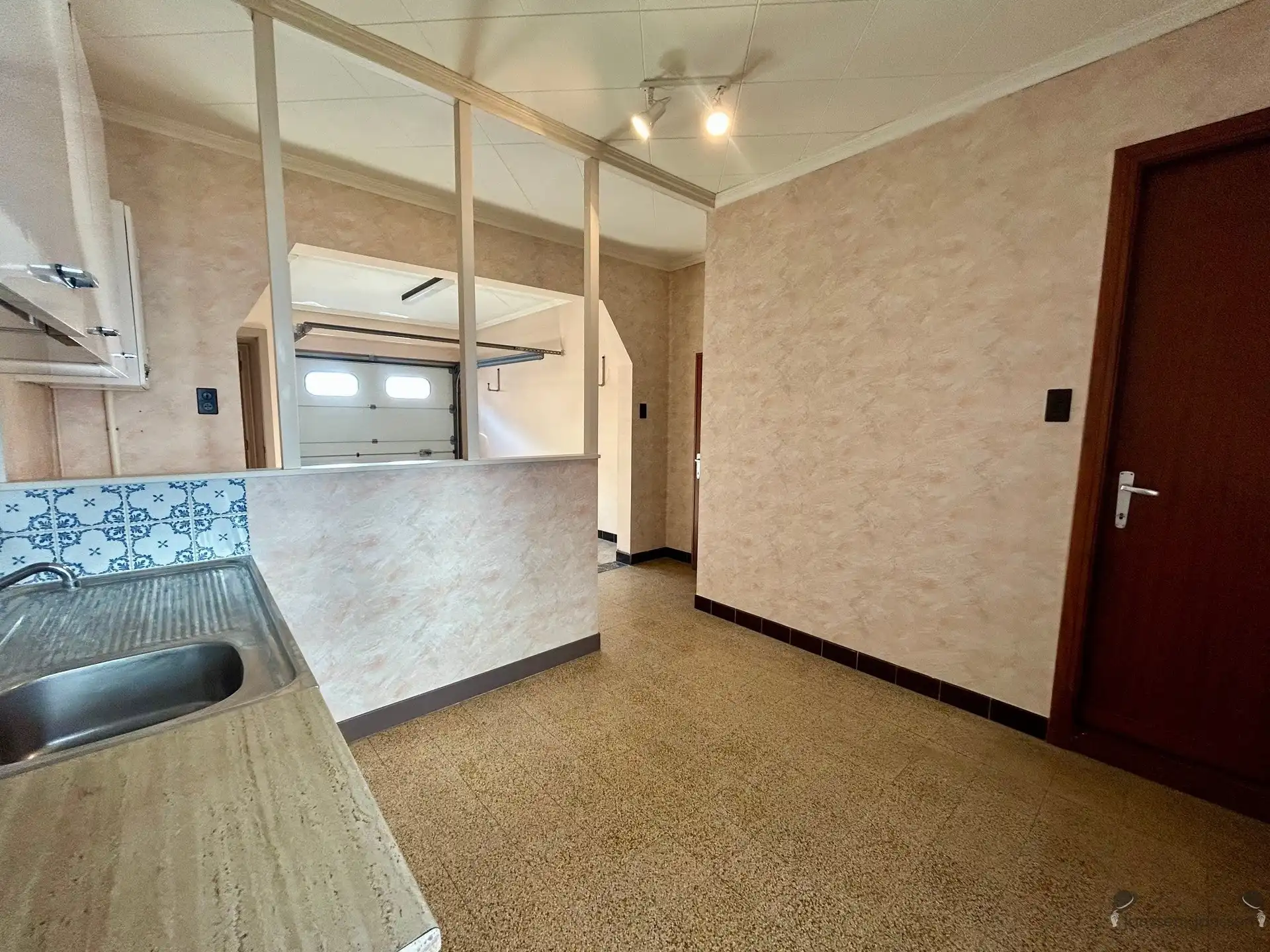 Ruime renovatiewoning gelegen in Hartje Hamm foto 22