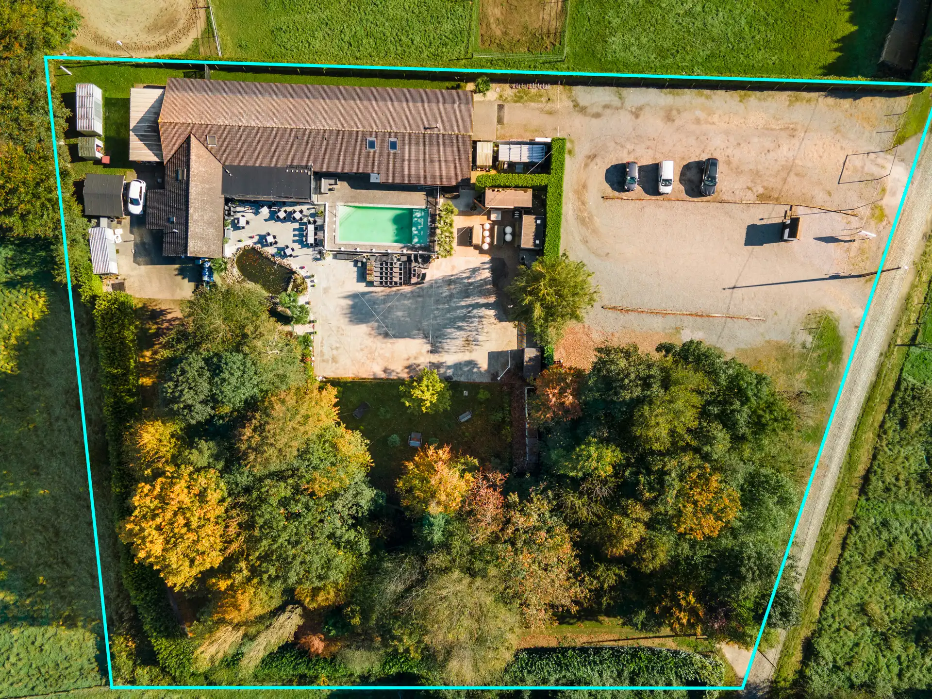 Polyvalent gebouw gelegen in recreatiegebied  foto 2