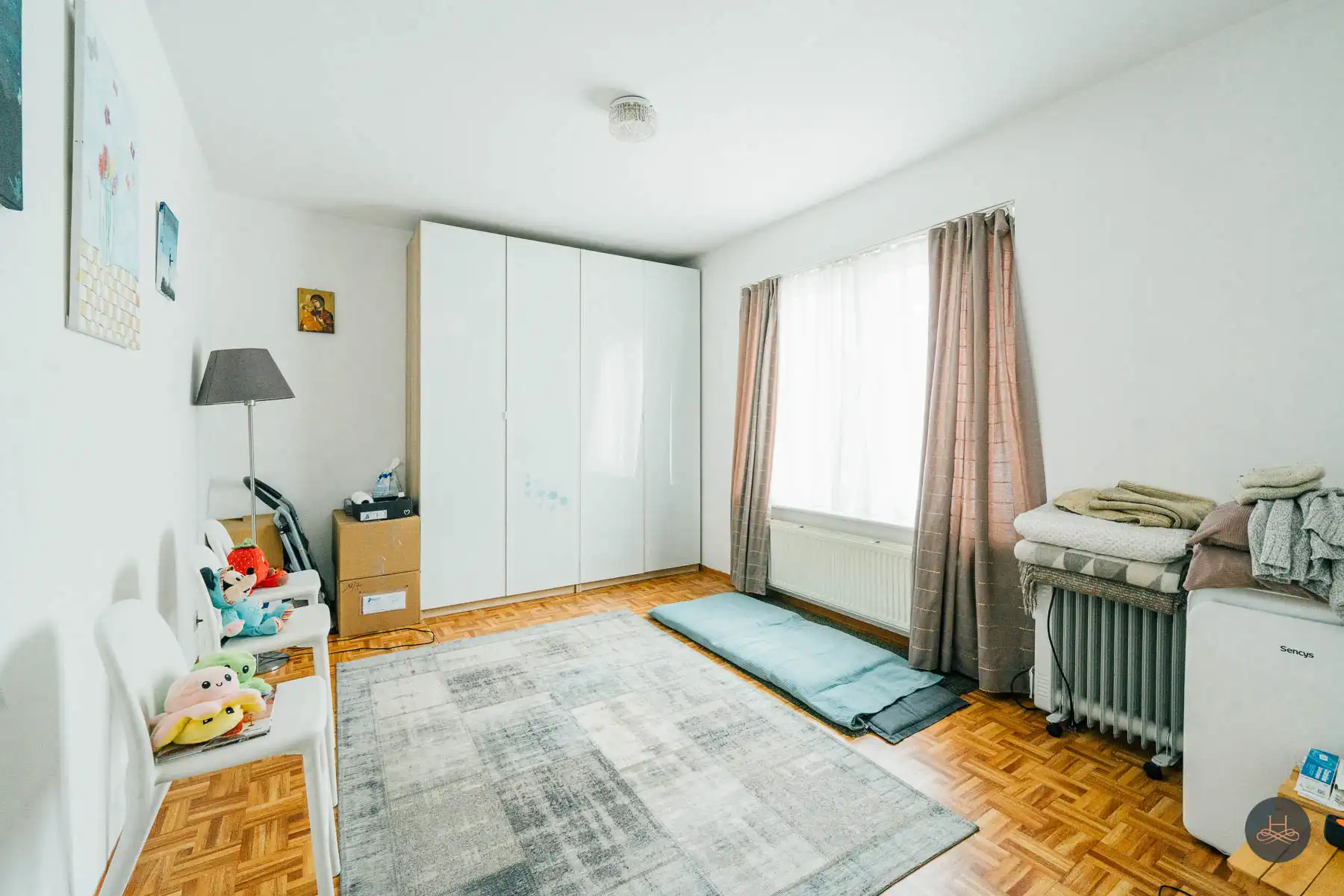 Ruim appartement met grote tuin & garage foto 5