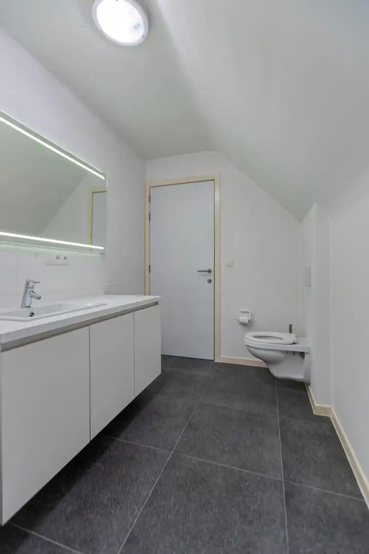 Ruime recente woning met 3 slpks en 2 badkamers, gelegen op een zonnig perceel in Mol - Achterbos !  foto 27