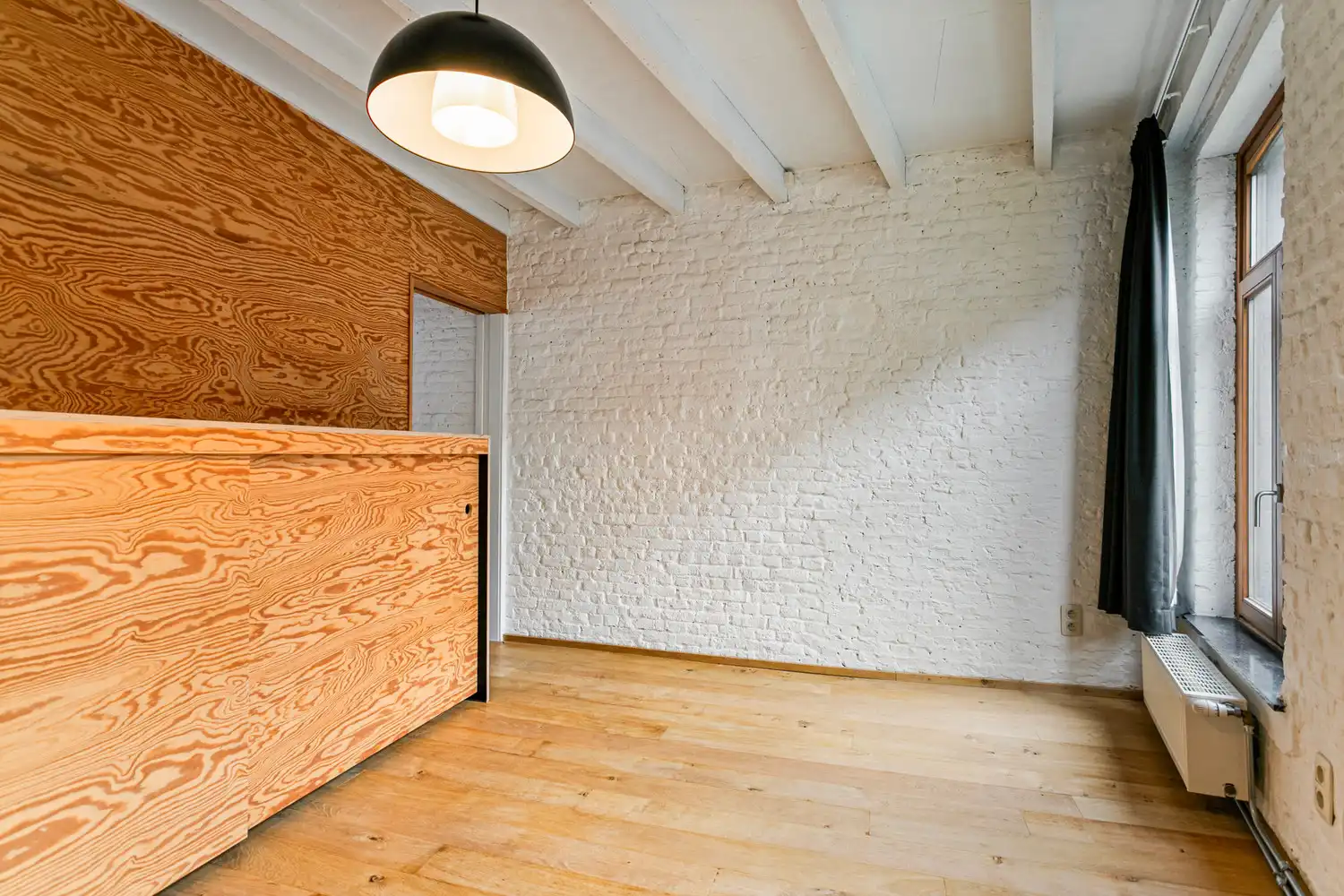 PRACHTIG GERENOVEERDE WONING MET STADSTUIN! foto 24