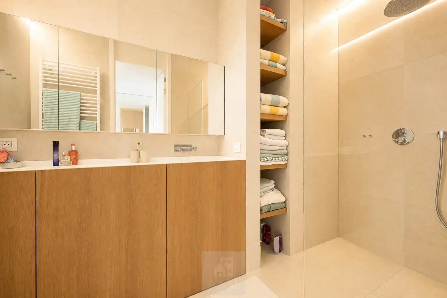 Recent high-end appartement in het centrum van Gent foto 15