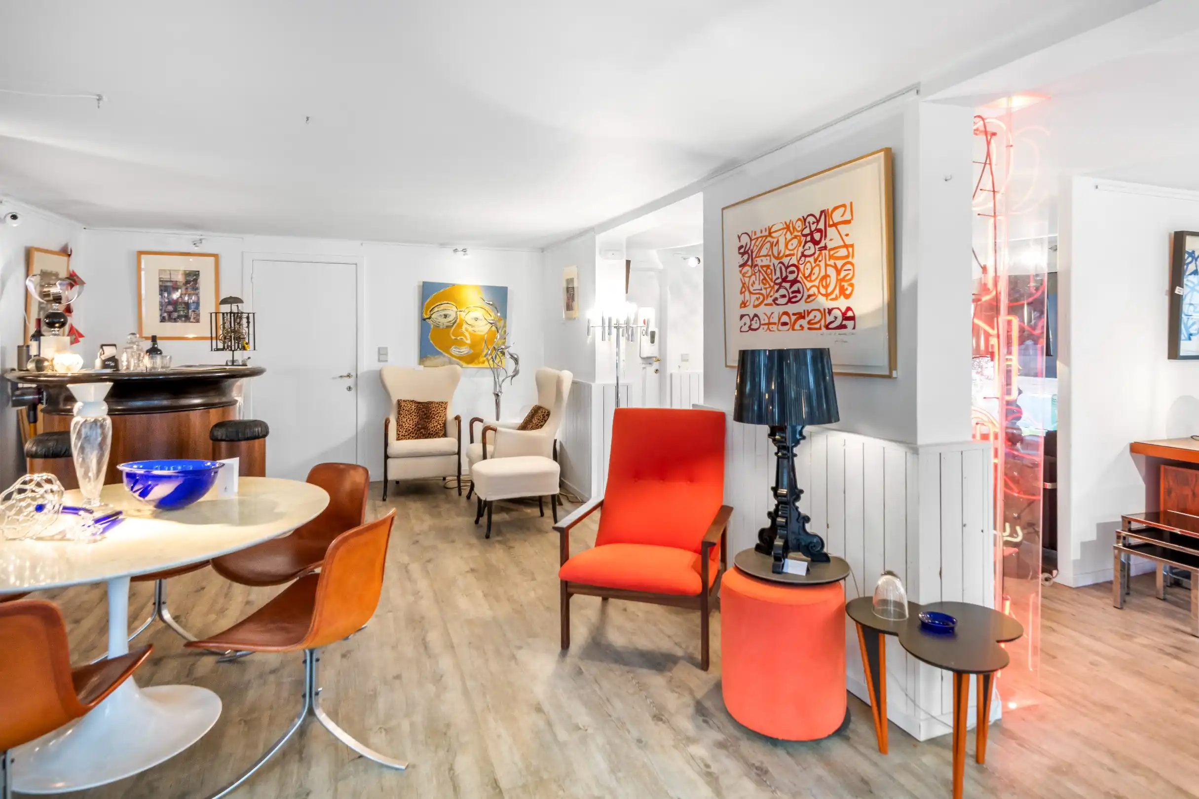 Multifunctioneel hoekpand met commerciële ruimte en  2 woonunits in centrum Knokke foto 6