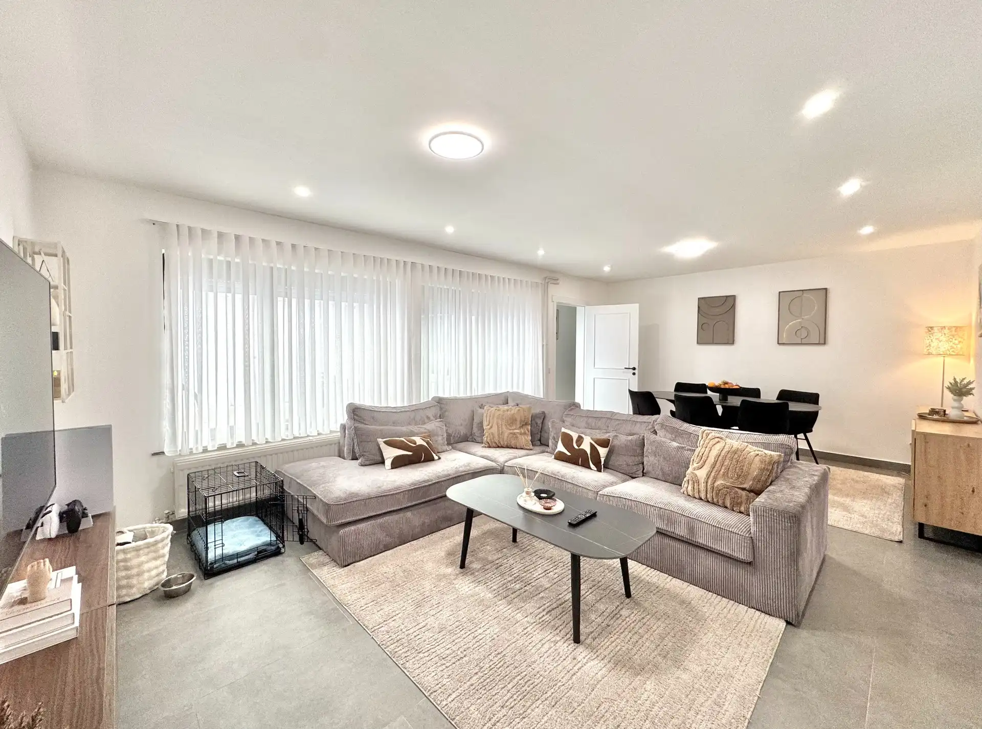 GERENOVEERDE GELIJKVLOERSE WONING | 3 KAMERS | GARAGE | 274 M² foto 7