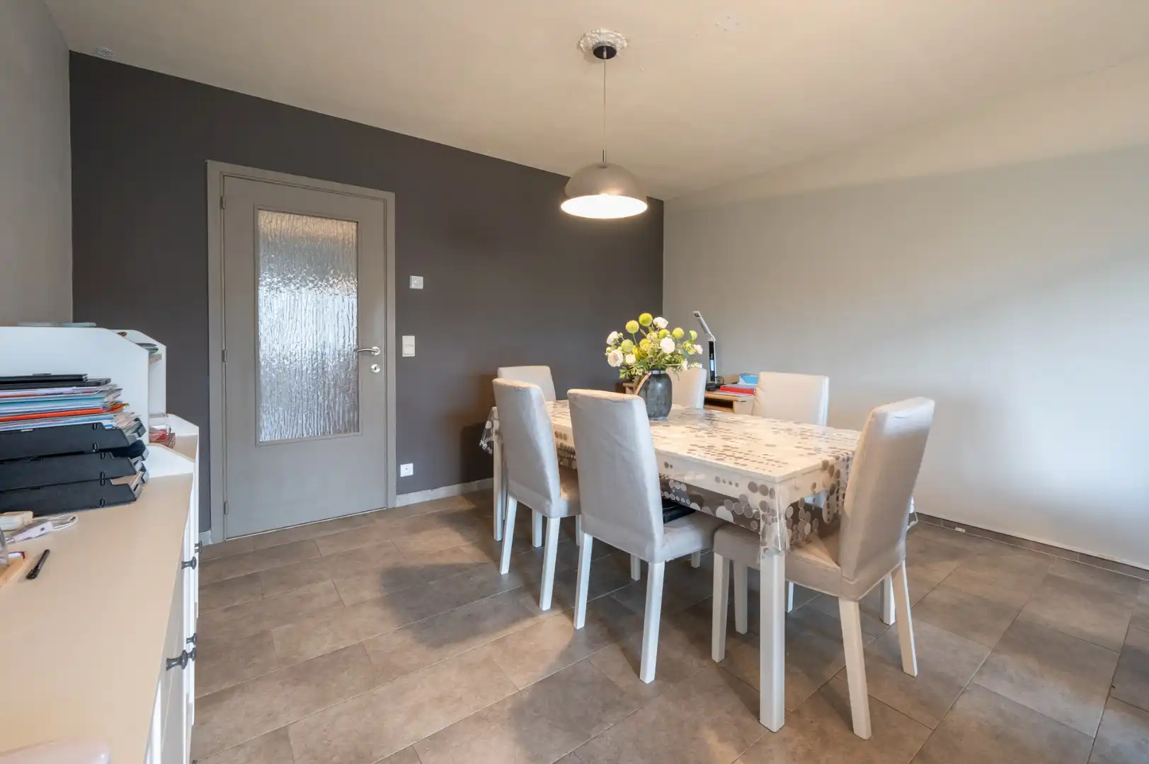 Appartement op de eerste verdieping met garagebox foto 4